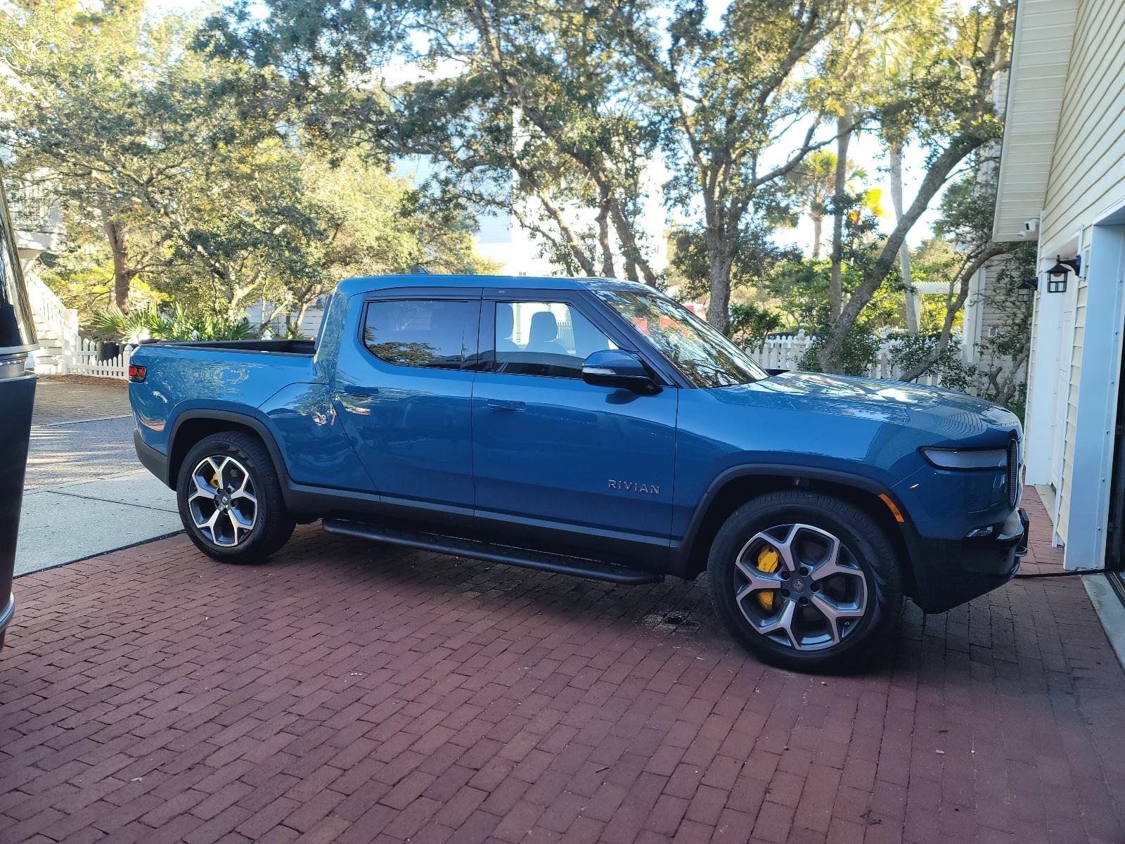 Rivian R1T R1S What'd you name / nickname your Rivian? 20231029_161246