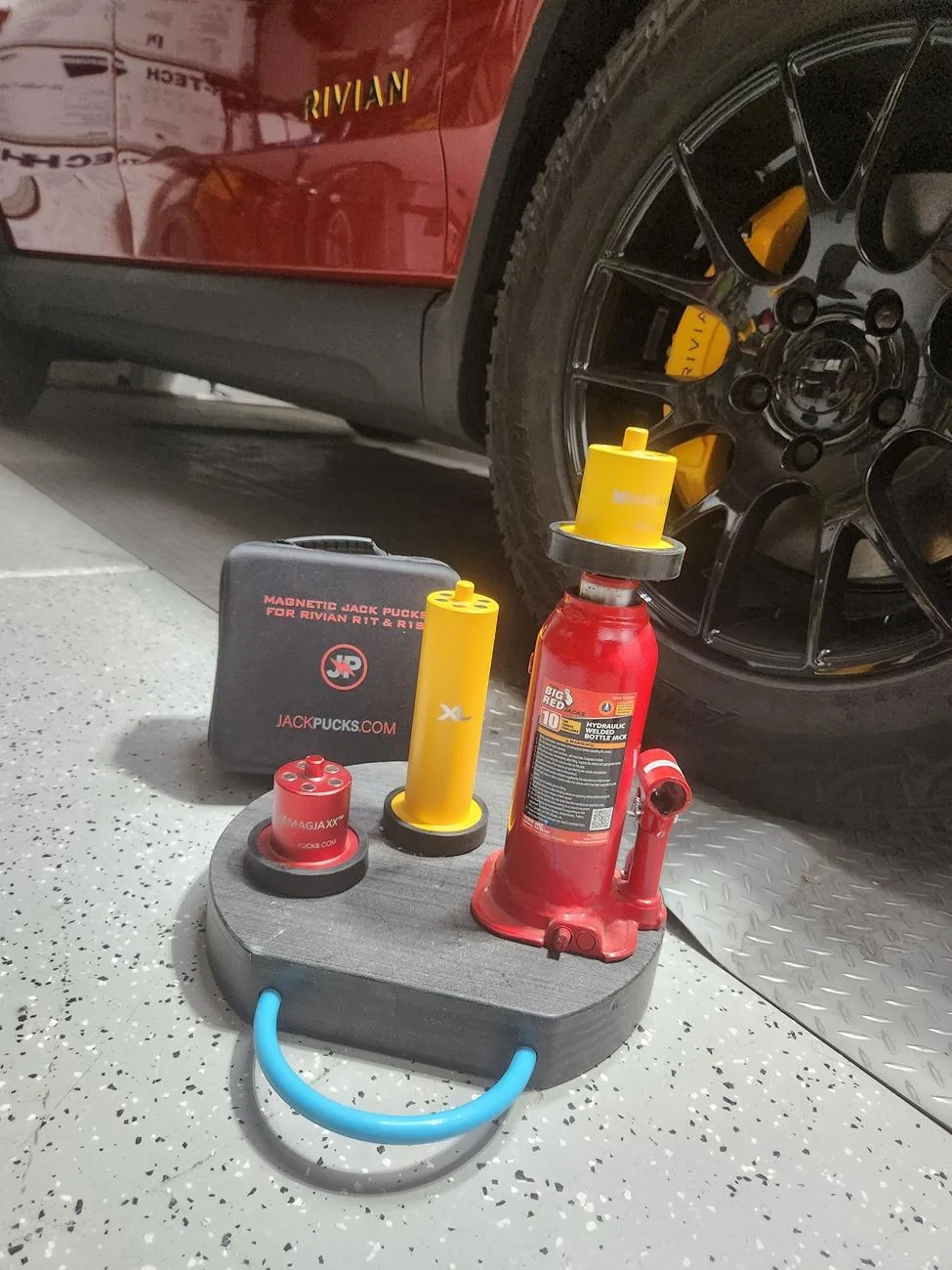 Rivian R1T R1S How are you solving the Jack height problem? 20240730_222011