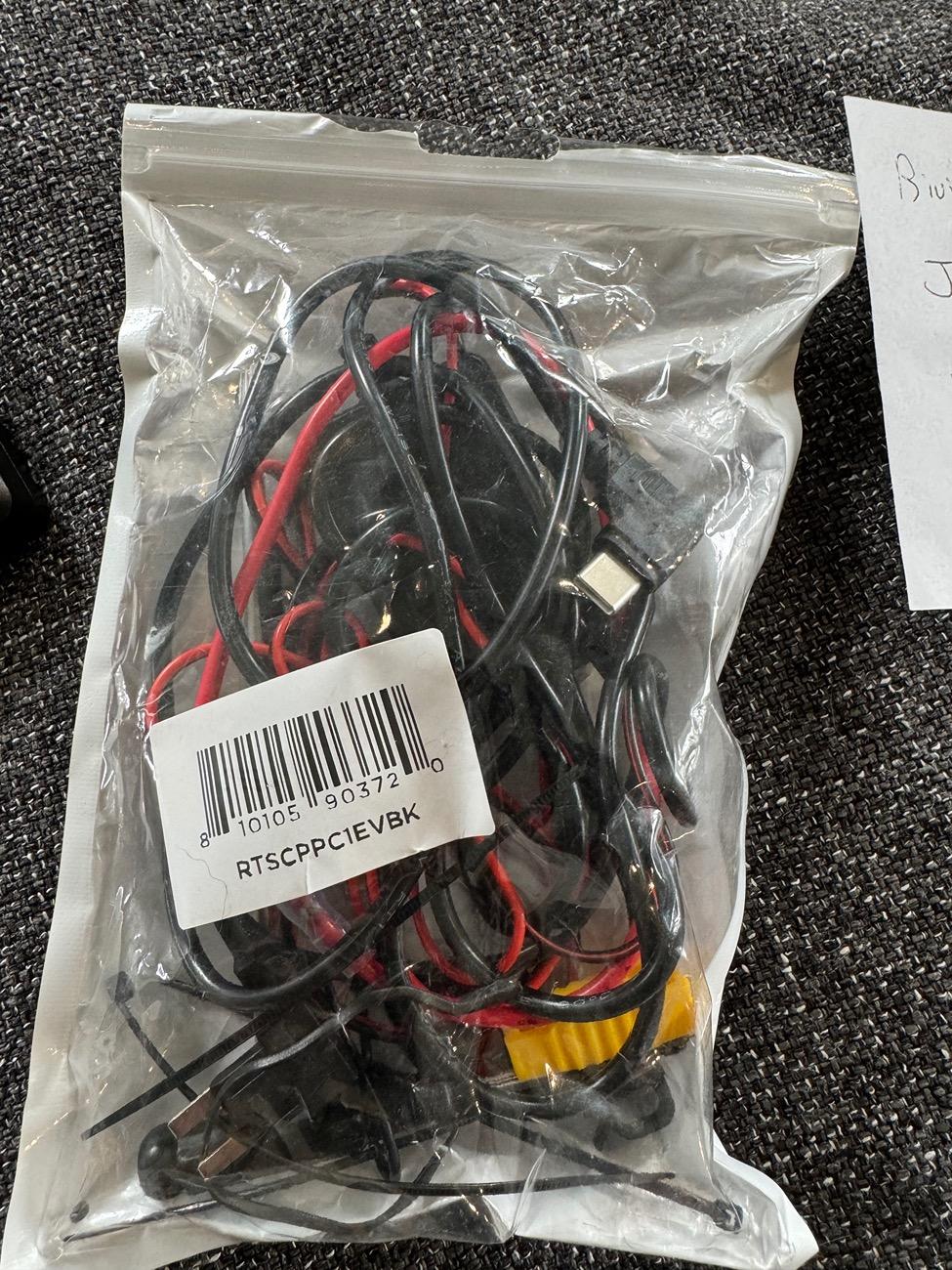 Rivian R1T R1S EV Sportline CP/AA Screen $130 IMG_0013