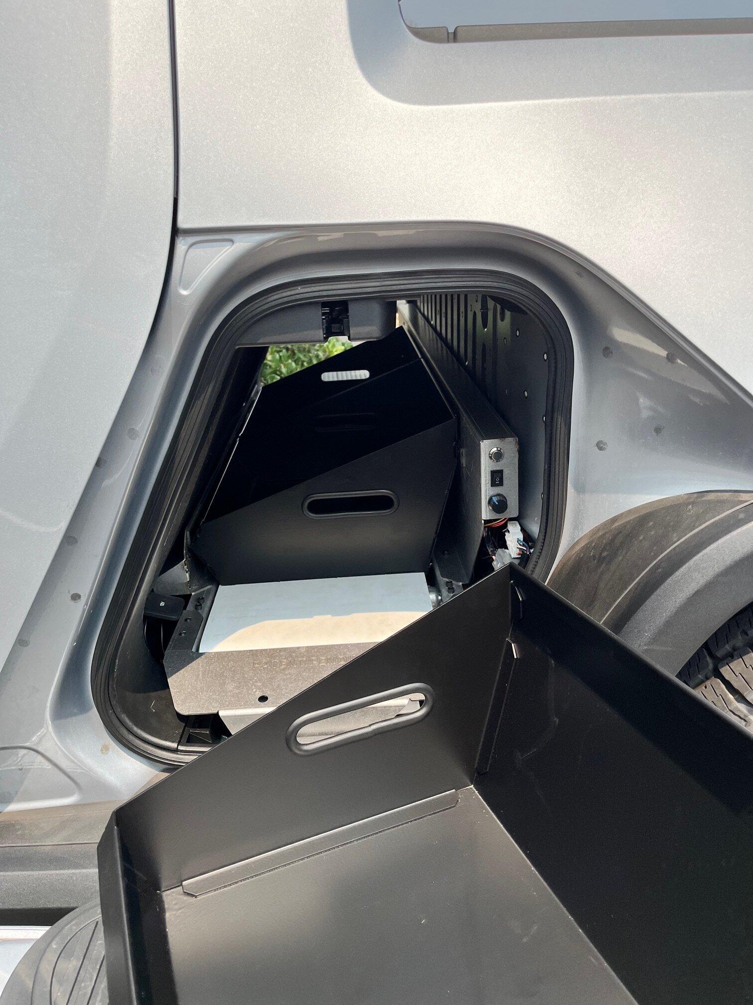 Rivian R1T R1S Your input is needed for prototype product for Gear Tunnel (conveyor system w/ removable bins) RivConveyor3