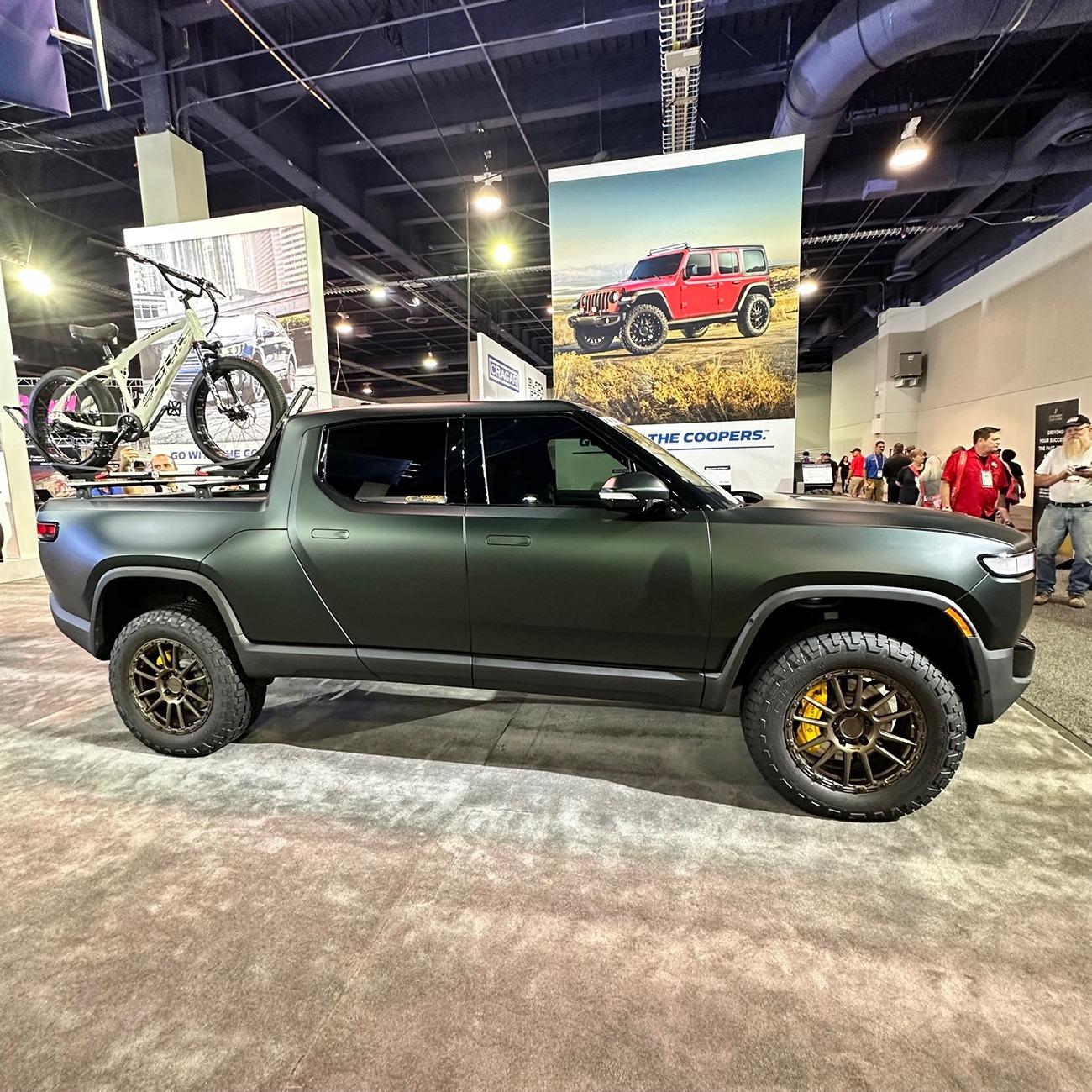 Rivian R1T R1S How are you solving the Jack height problem? IMG_0268