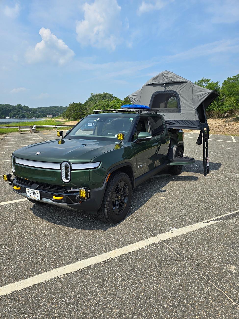Rivian R1T R1S Tr4ckD4ys R1T Overland Build Thread 1000000502