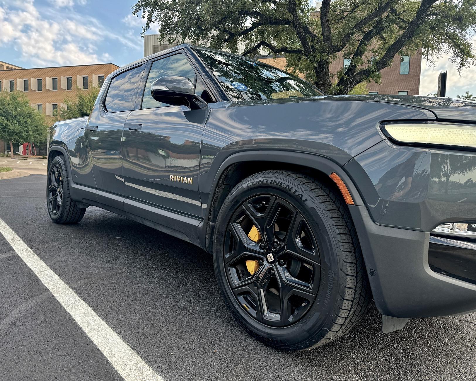 Rivian R1T R1S 22" Inch Tire Options IMG_1526.JPG