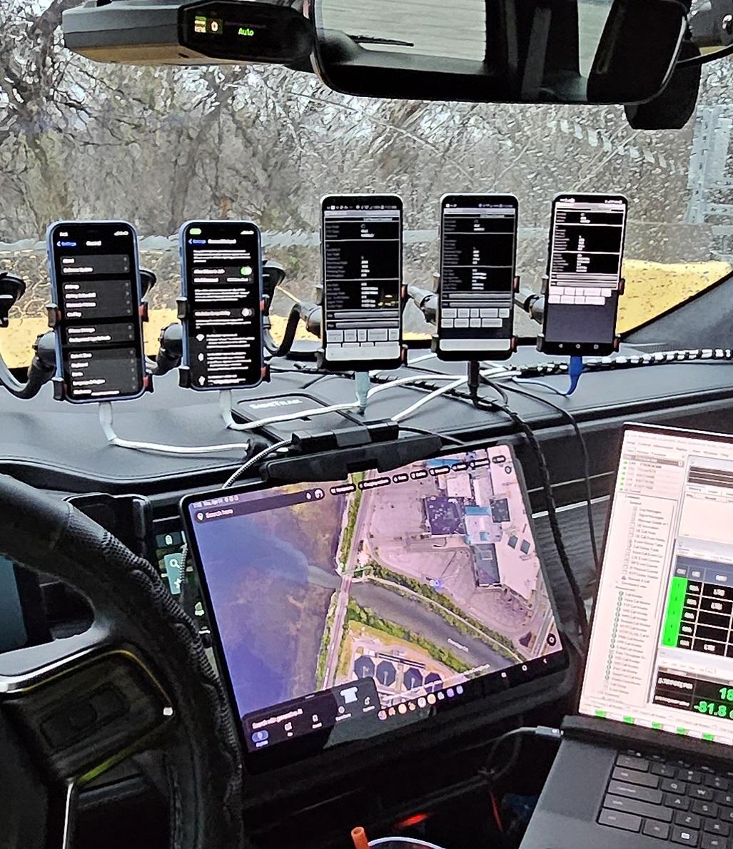 Rivian R1T R1S Driving to Canada, does navigation work? Drive Mode