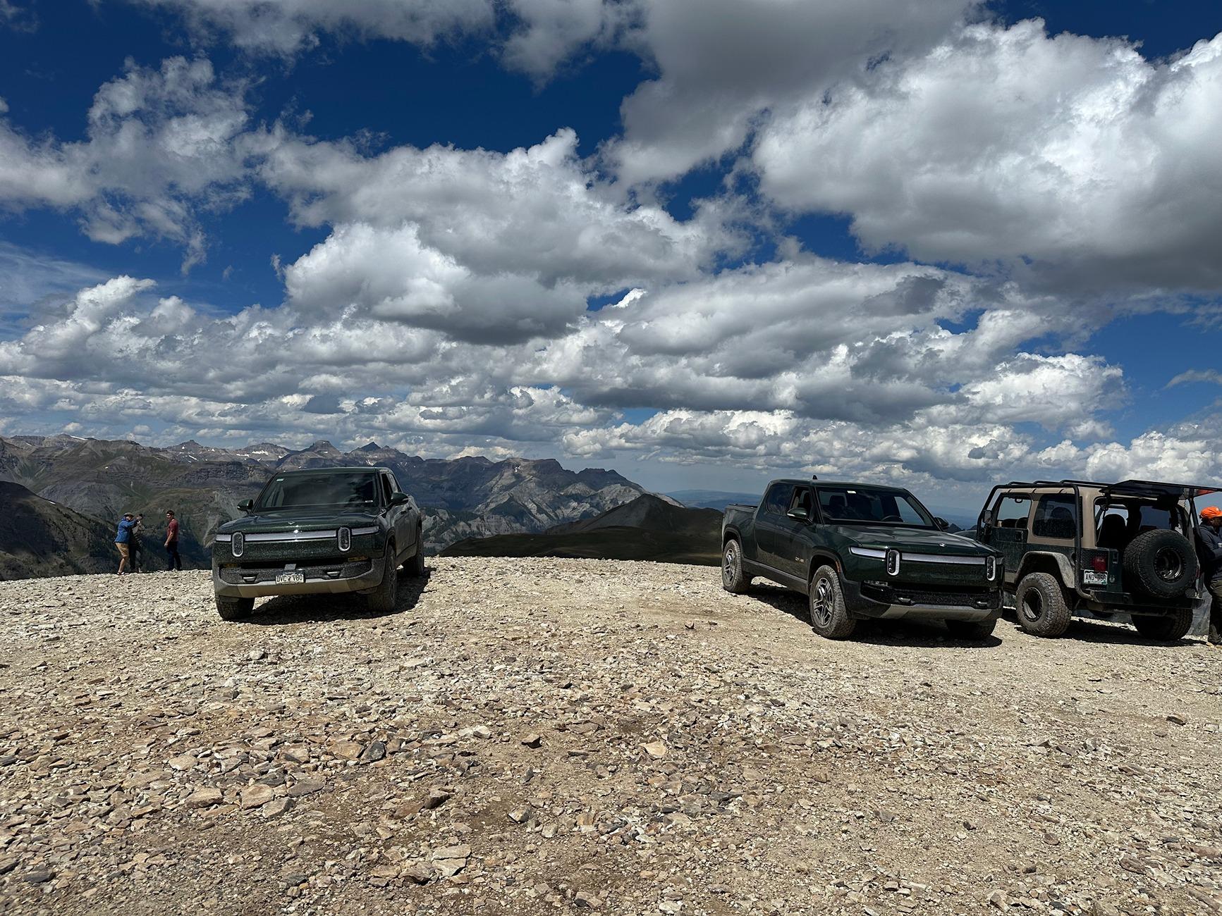 Rivian R1T R1S Off-roading the Alpine Loop, Colorado.  R1S 360 4K IMG_5289