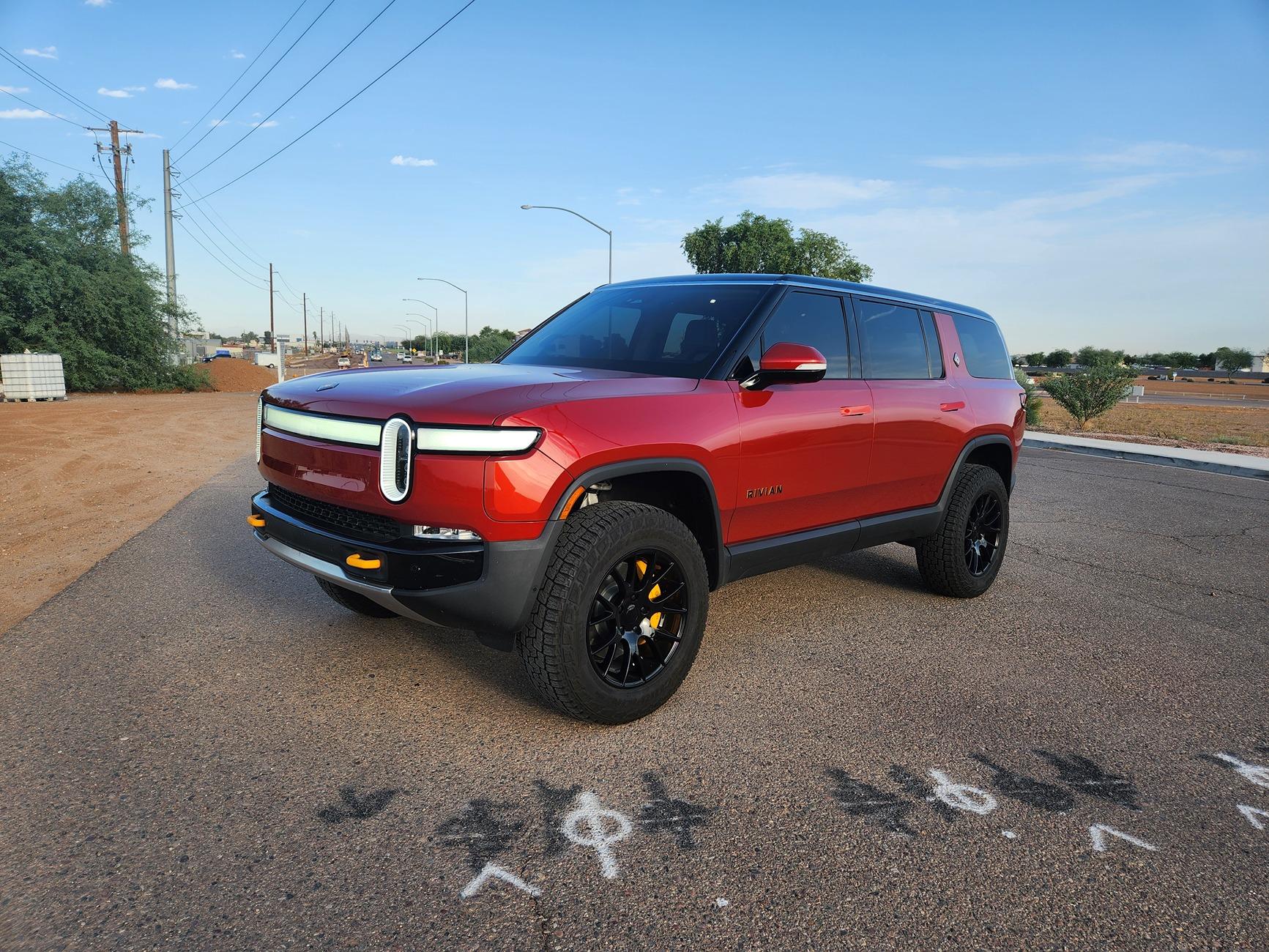 Rivian R1T R1S Tesla is buying back my Cybertruck.. 20240715_070226