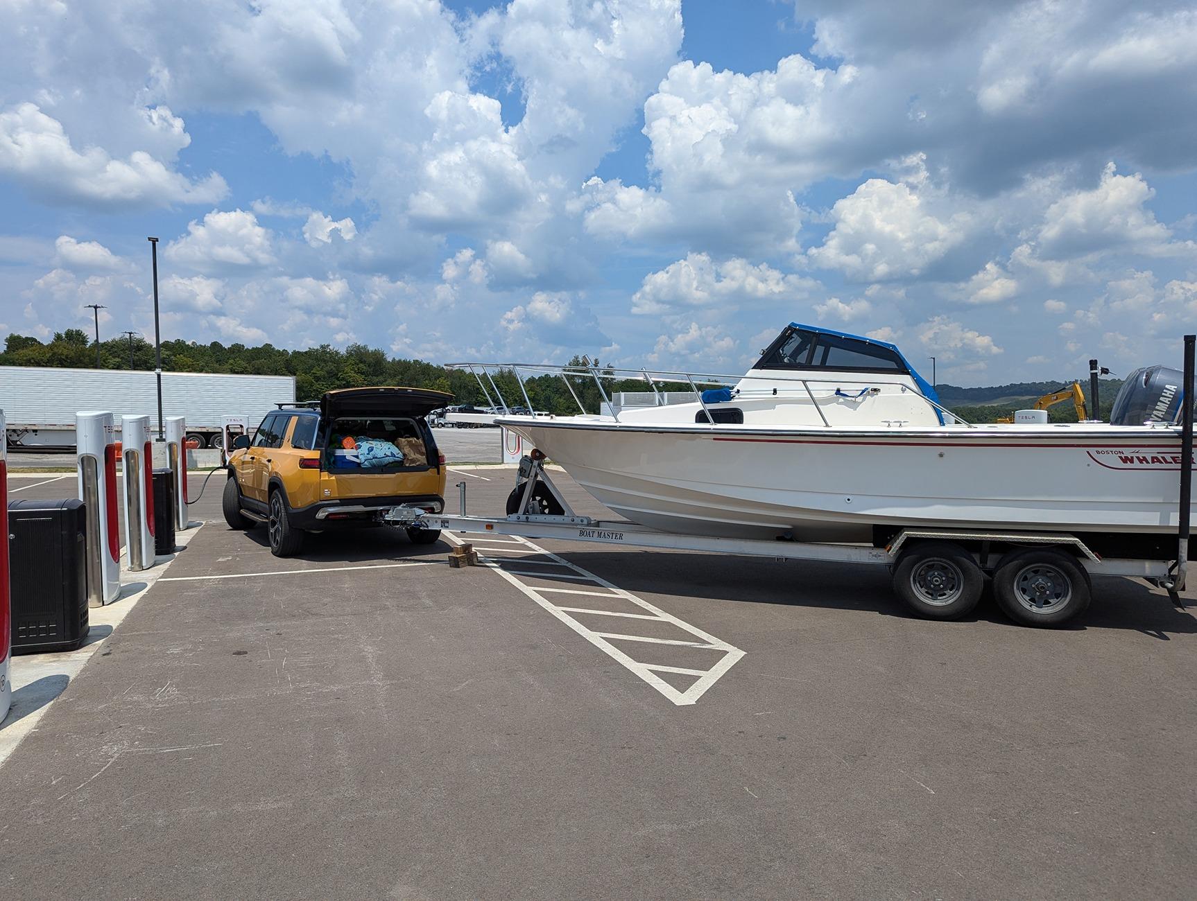 Rivian R1T R1S 2800 mile road trip / towing 5k lbs boat / R1S vs Porsche PXL_20240713_170701203.MP~2