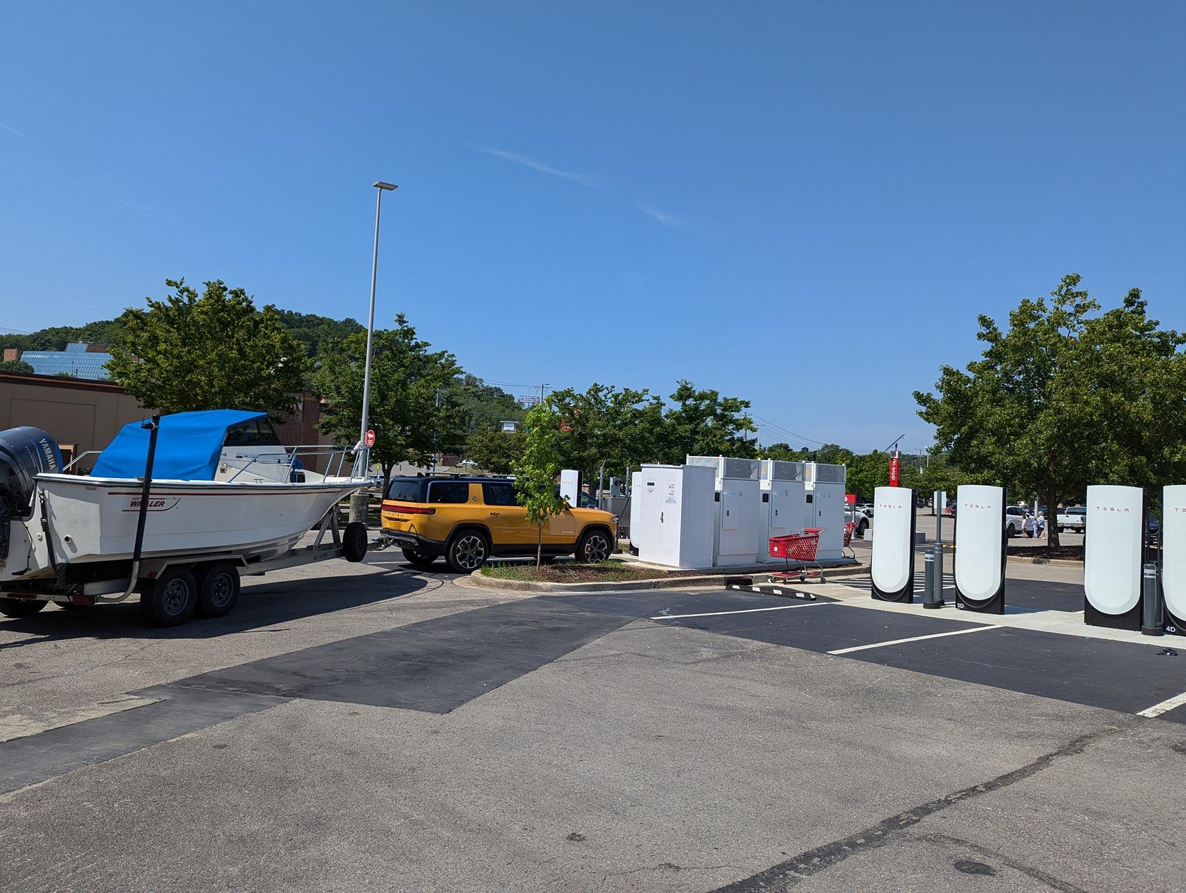 Rivian R1T R1S 2800 mile road trip / towing 5k lbs boat / R1S vs Porsche PXL_20240713_153837106~3