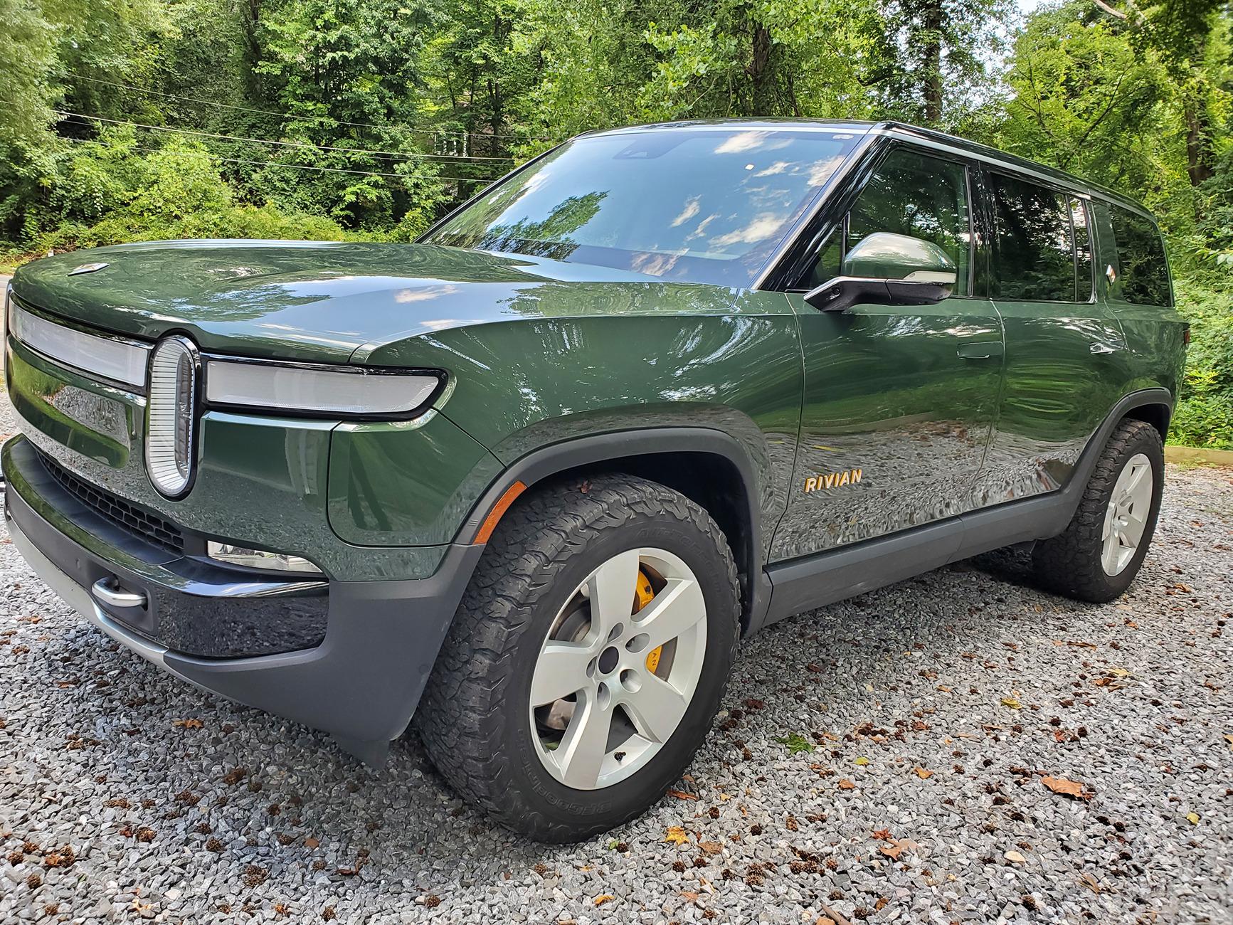 Rivian R1T R1S Tire Change - Forgot to do AT / Highest 20240810_134117