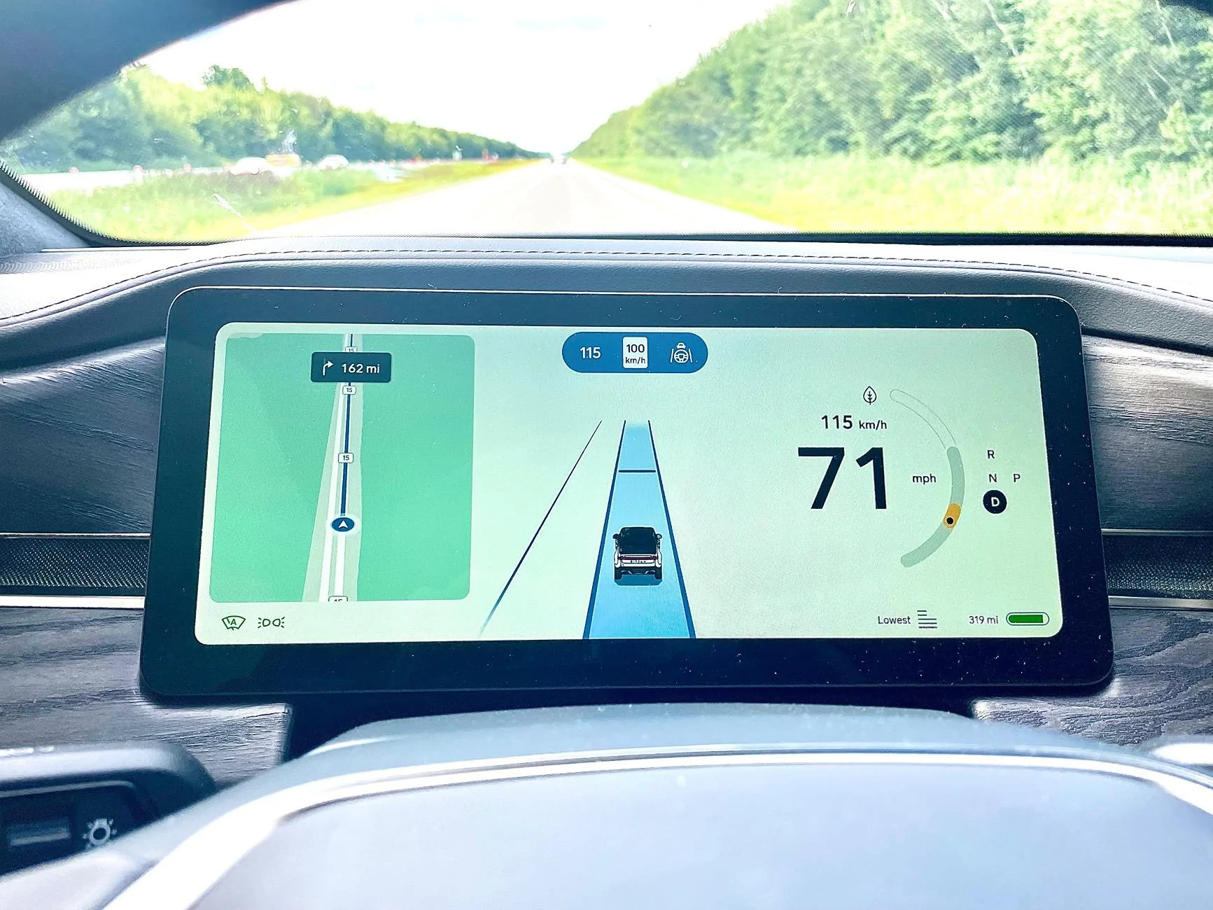Rivian R1T R1S Noticed something cool crossing the border to Canada -- km/h display added to speedometer IMG_4597