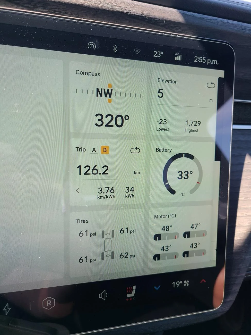 Rivian R1T R1S Nokian Outpost nAT Size? 20240811_145505