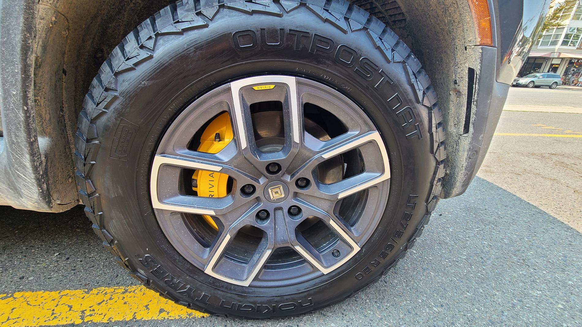 Rivian R1T R1S Nokian Outpost nAT Size? 20240808_140350