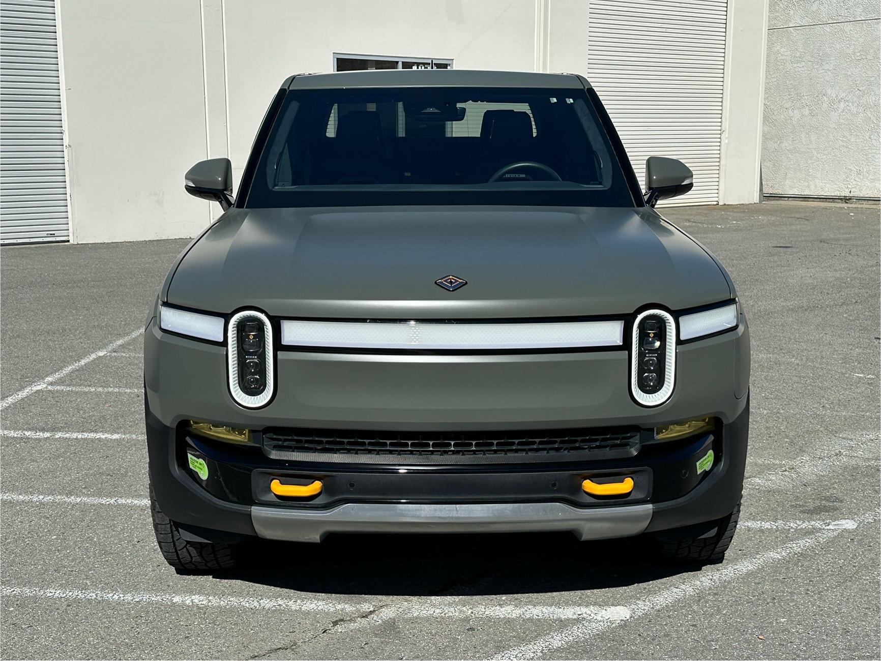 Rivian R1T R1S carpool decal question.... IMG_7301