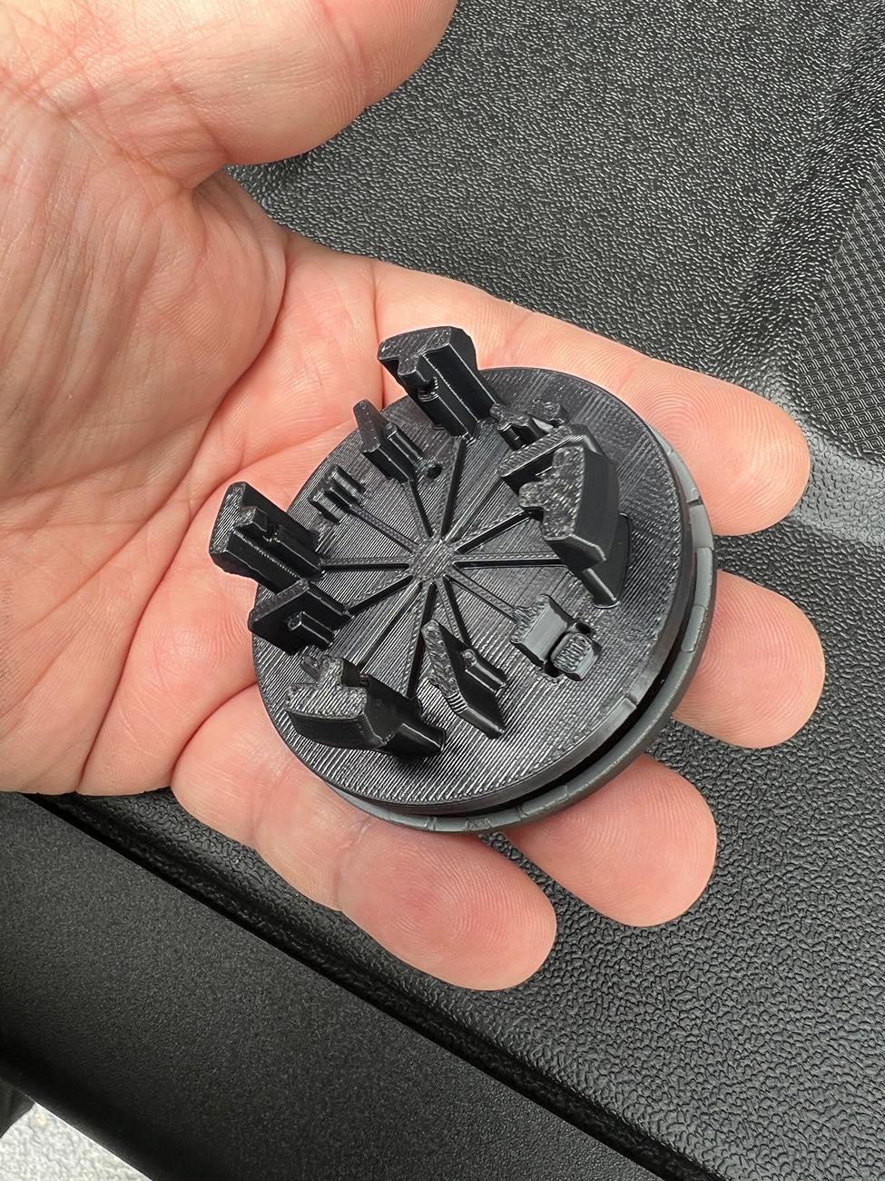 Rivian R1T R1S 3D Printed 21" Center Caps IMG_2251.JPG