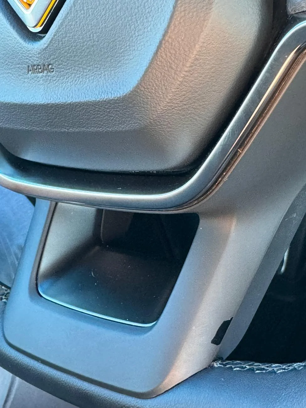 Rivian R1T R1S Peeling steering wheel IMG_0351