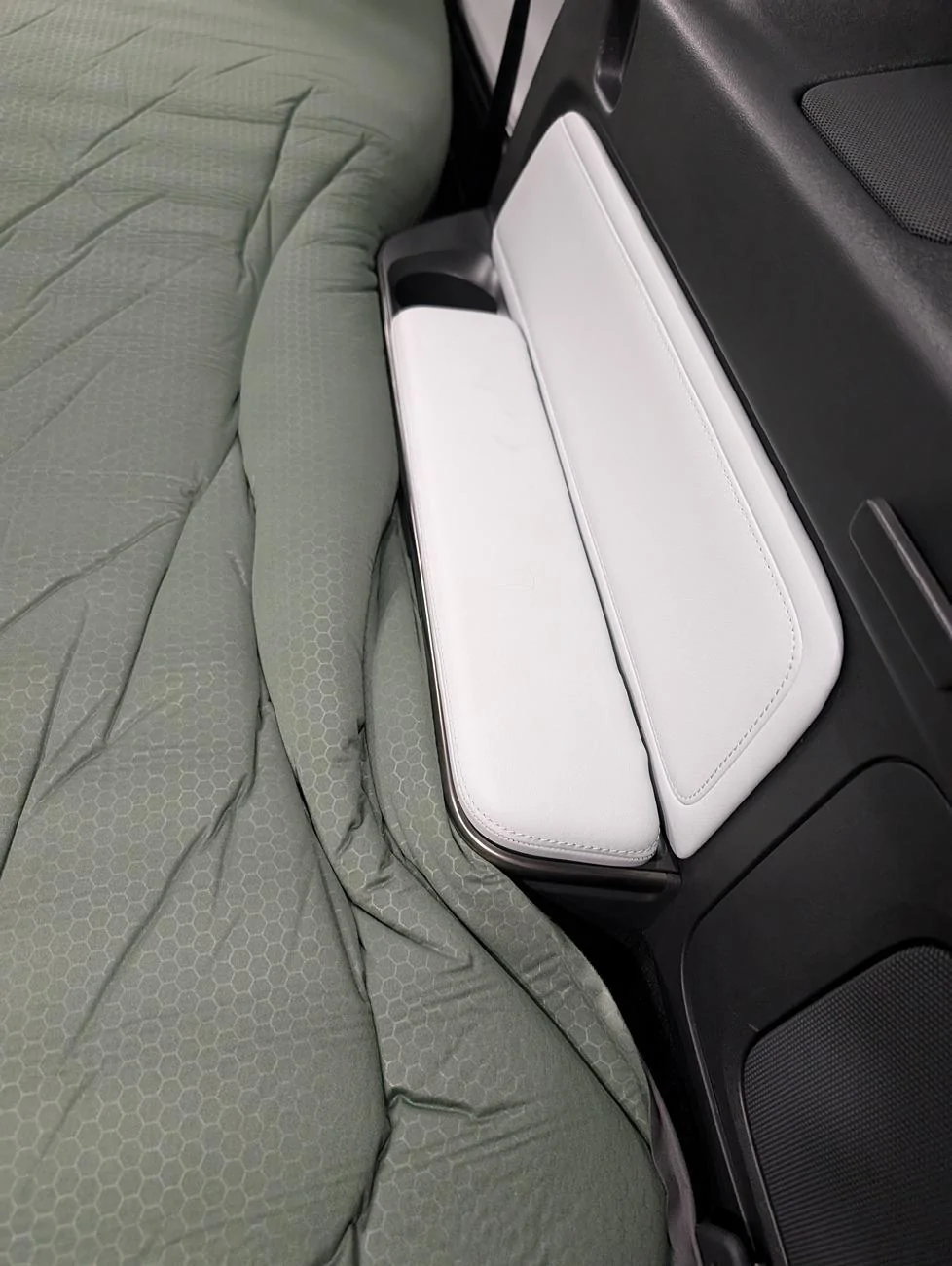 Rivian R1T R1S R1S car camping air mattress recommendations? PXL_20240819_173100534