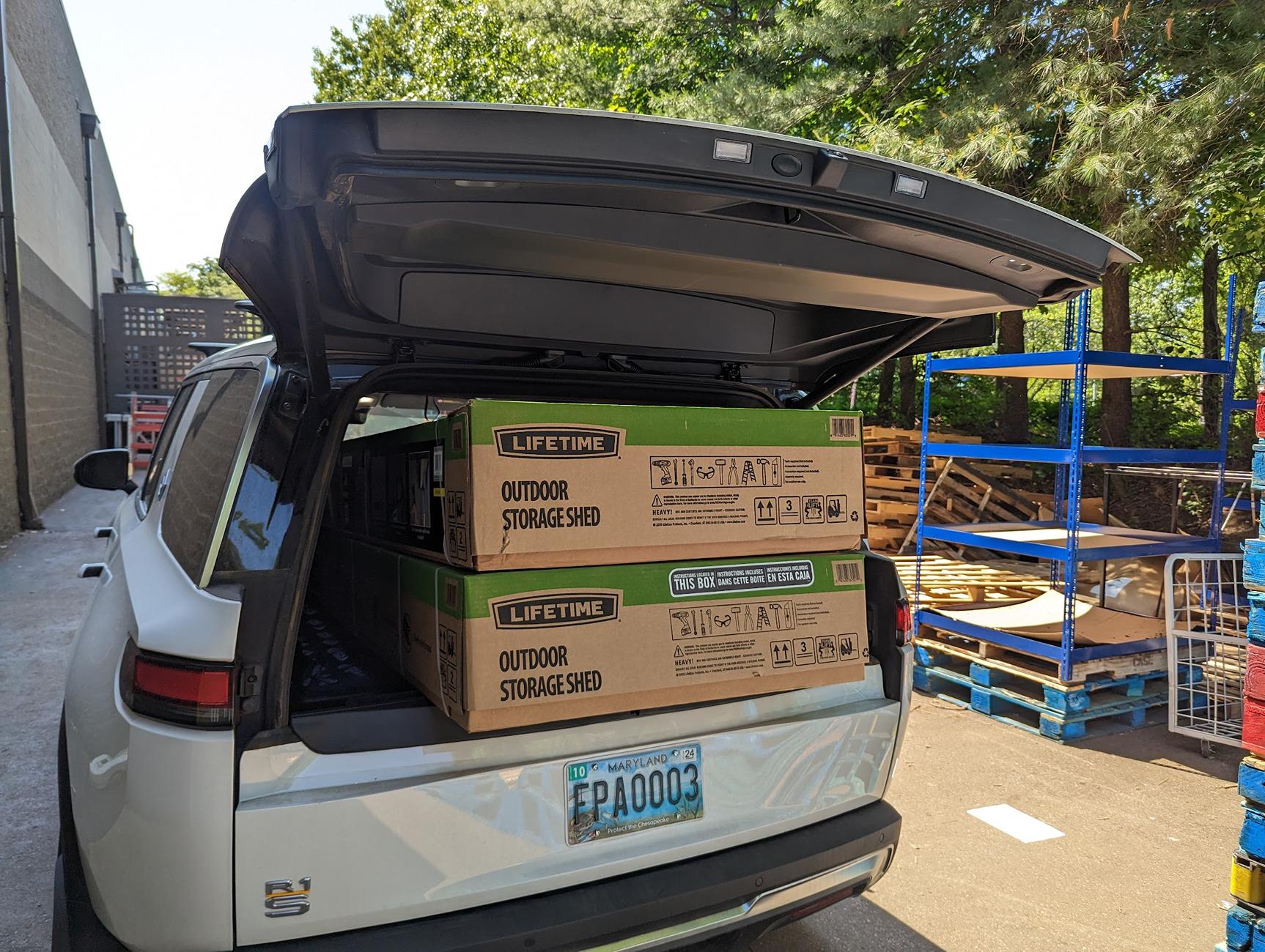 Rivian R1T R1S FYI - You can fit an 84" sofa in the back of a R1S and close all doors 1724167332314-f
