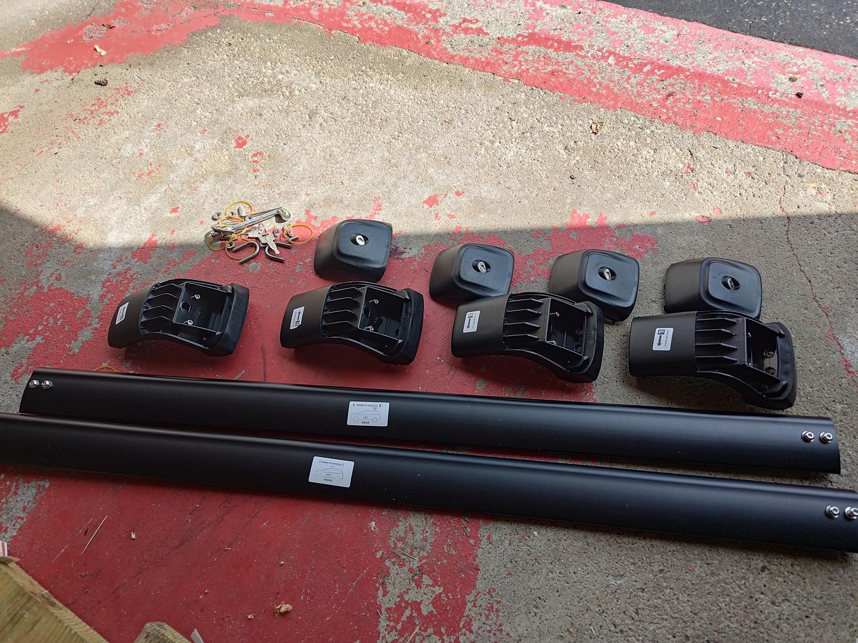 Rivian R1T R1S New Black Crossbars from Rivian P_20240821_160454