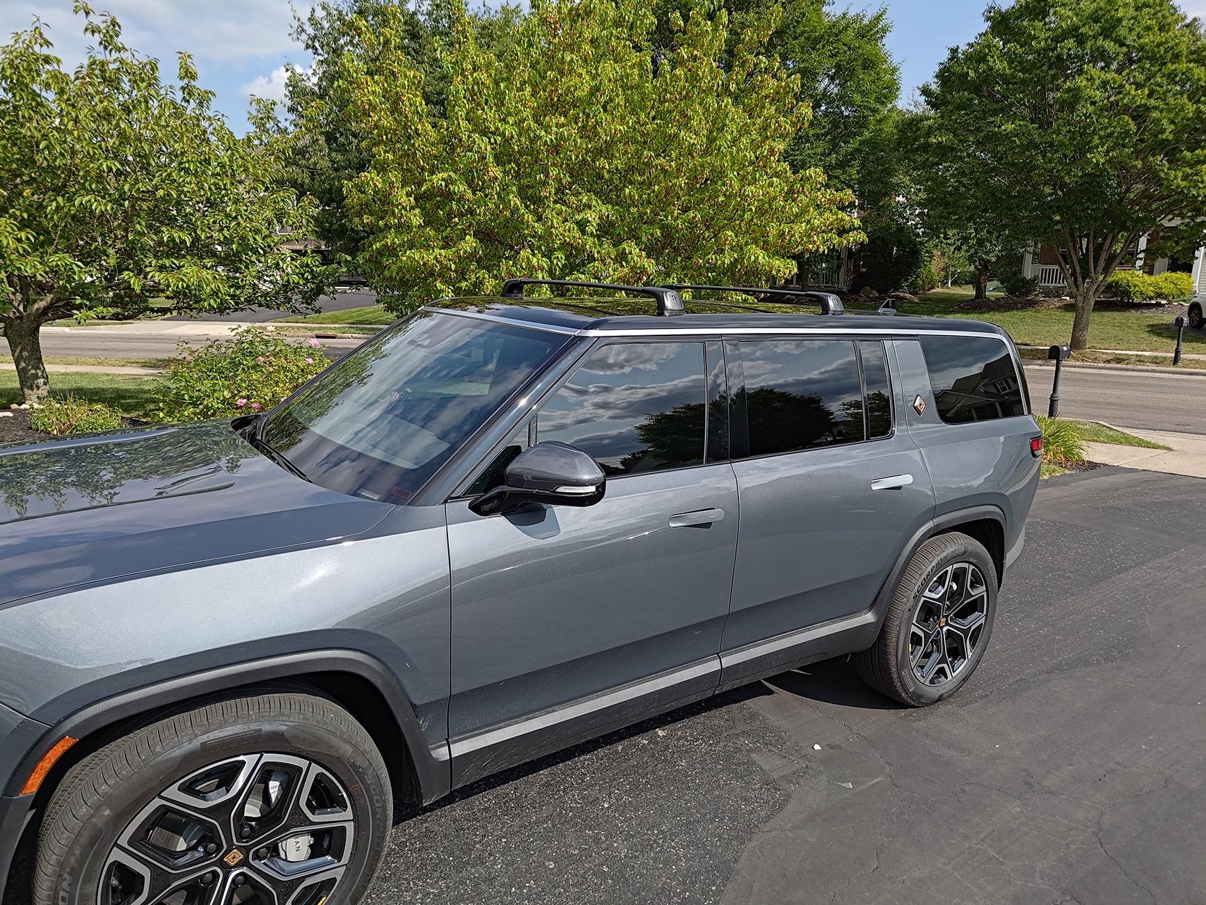 Rivian R1T R1S New Black Crossbars from Rivian P_20240821_164100