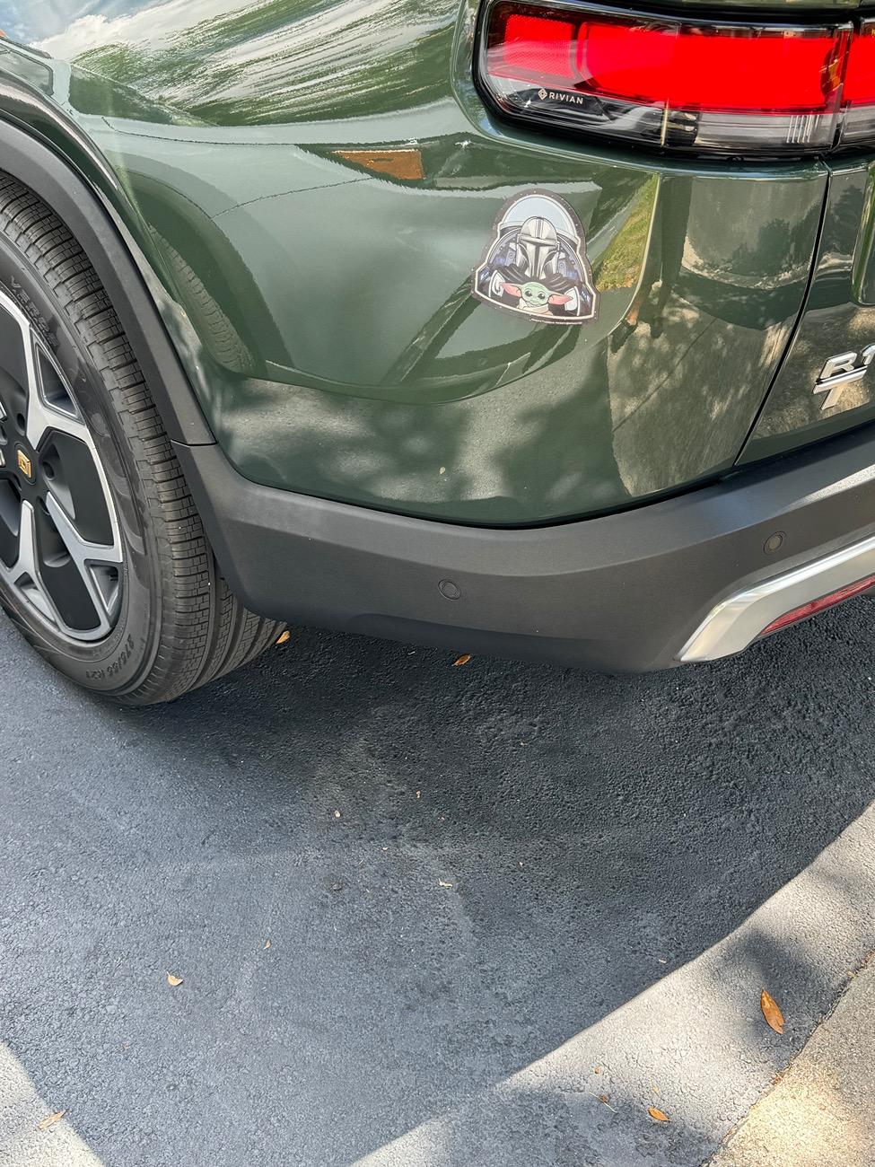 Rivian R1T R1S Upcoming Service Appointment - Panel Gaps & AC humming IMG_4945