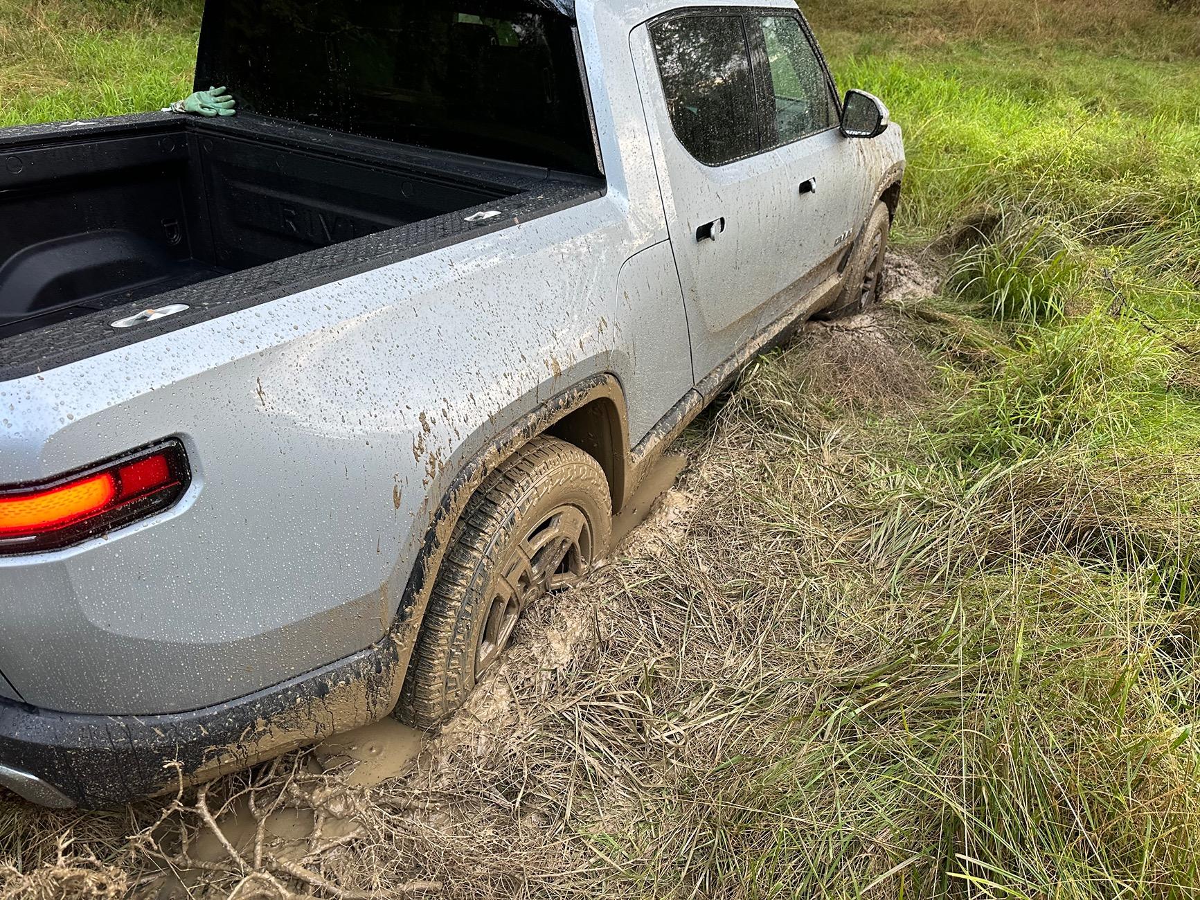 Rivian R1T R1S Stuck in mud! Help pull me out -- ideas or assistance in Saugerties/Woodstock/Catskills NY area? IMG_3715