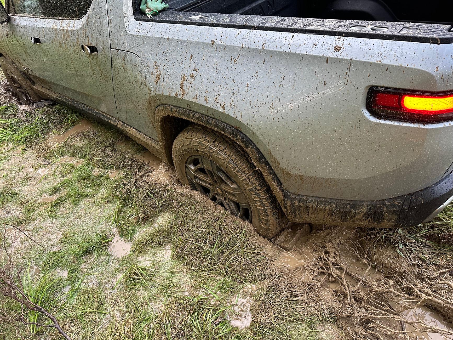 Rivian R1T R1S Stuck in mud! Help pull me out -- ideas or assistance in Saugerties/Woodstock/Catskills NY area? IMG_3716