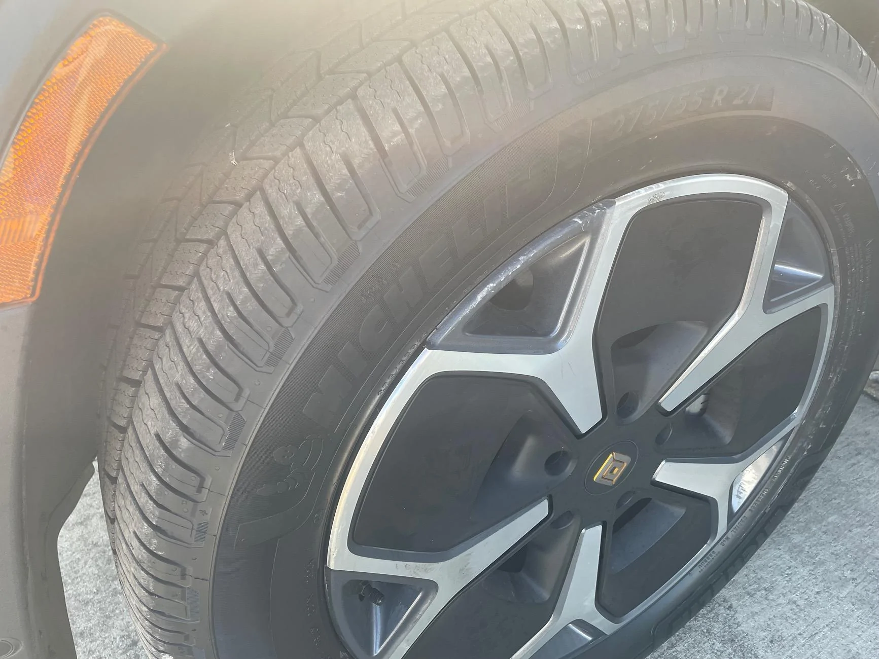 Rivian R1T R1S Michelin Defender 255/55/R21 Tires Installed IMG_0405