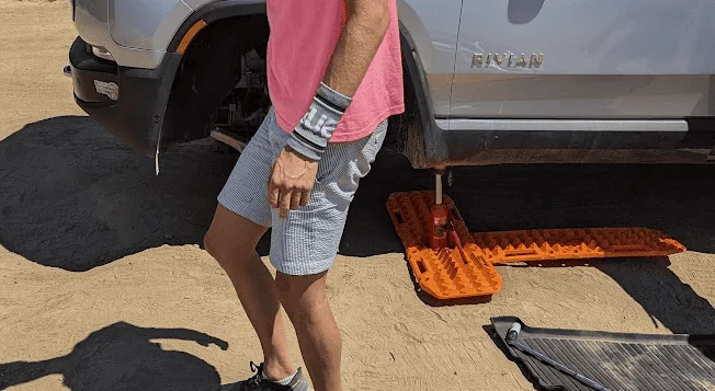 Rivian R1T R1S How are you solving the Jack height problem? 1724717326437-01