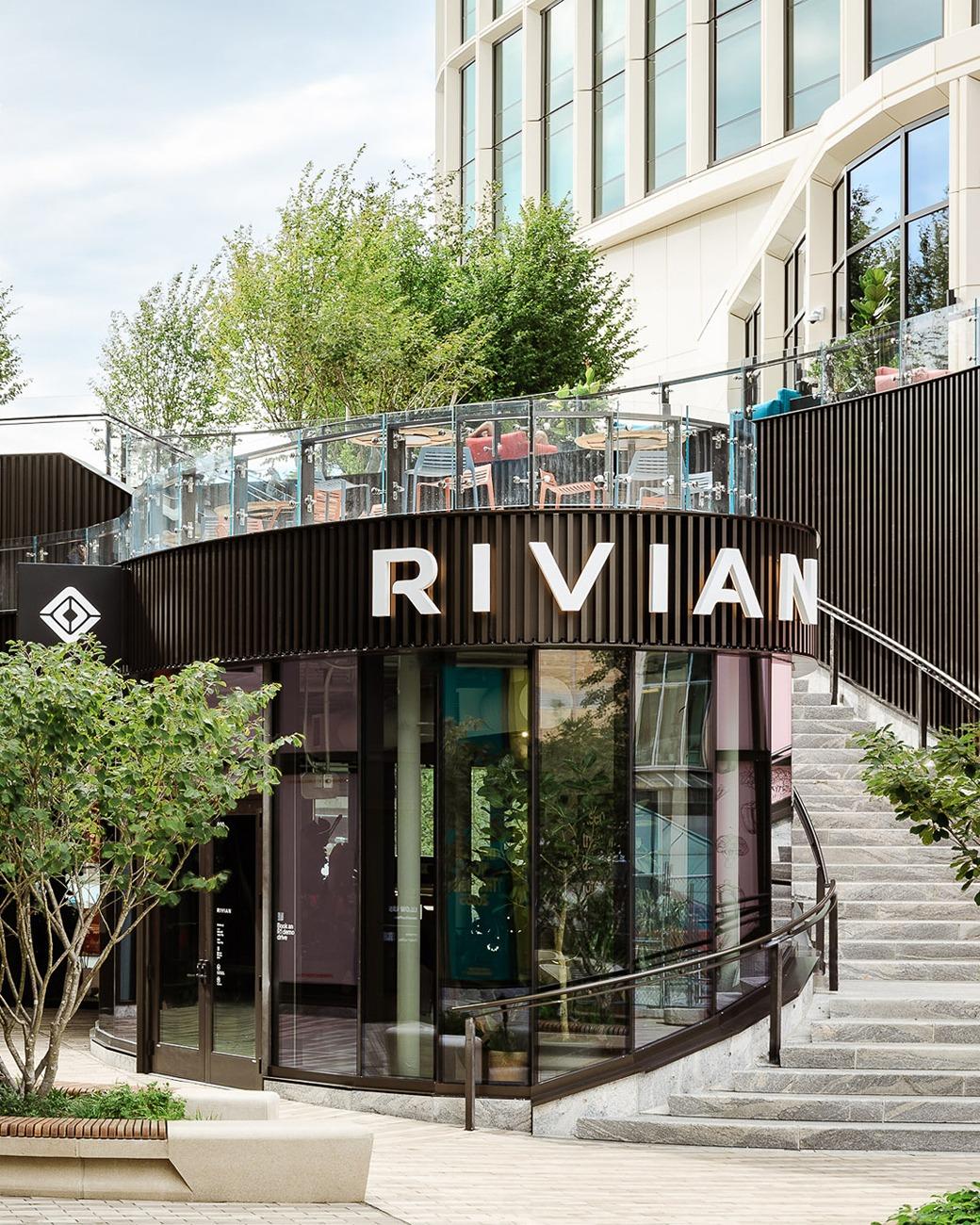 Rivian R1T R1S New Rivian Space opens in Back Bay, Boston GWGnZHAaYAAKgZi