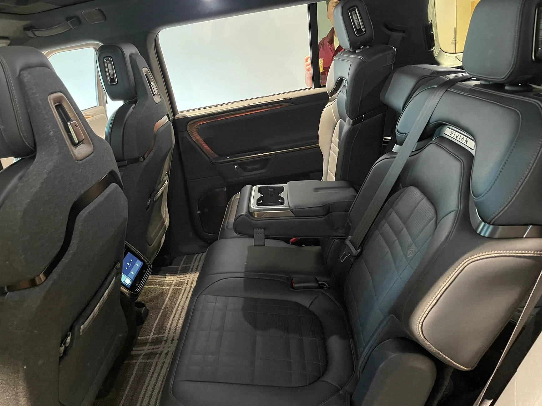 Rivian R1T R1S Gen 2 R1S seats any better? IMG_3050