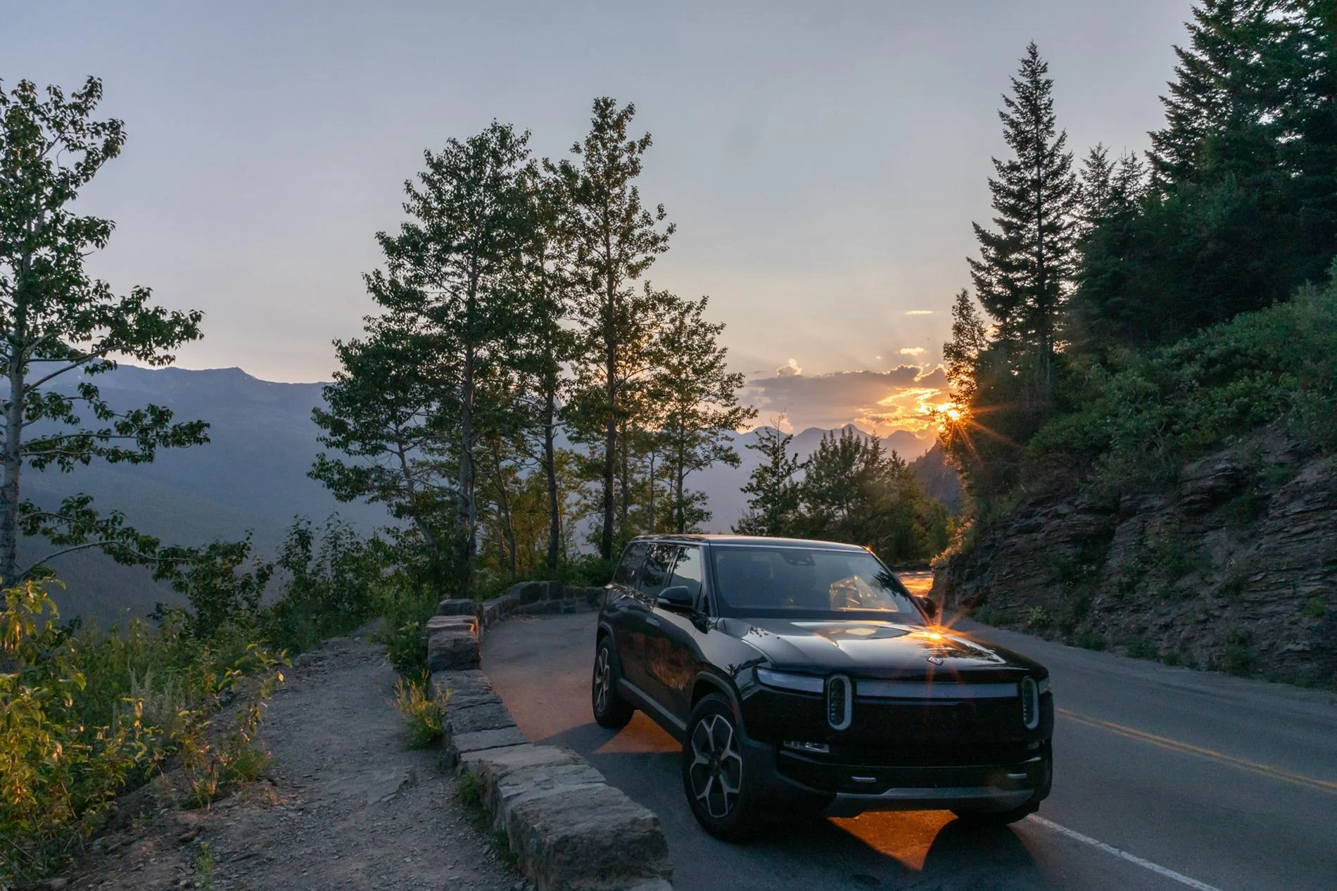 Rivian R1T R1S My 10,000+ Mile Road Trip In My Rivian R1S (North Carolina to Alaska Round Trip) 2Z3A2027