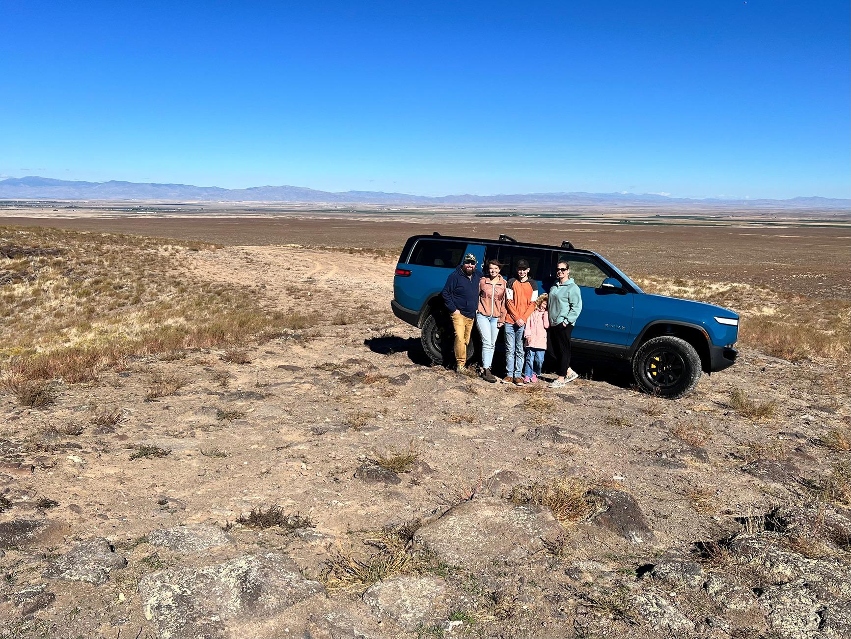 Rivian R1T R1S On track to get 50-60k+ miles tread life from Falken Wildpeak A/T3W tires! Big Blue and Family