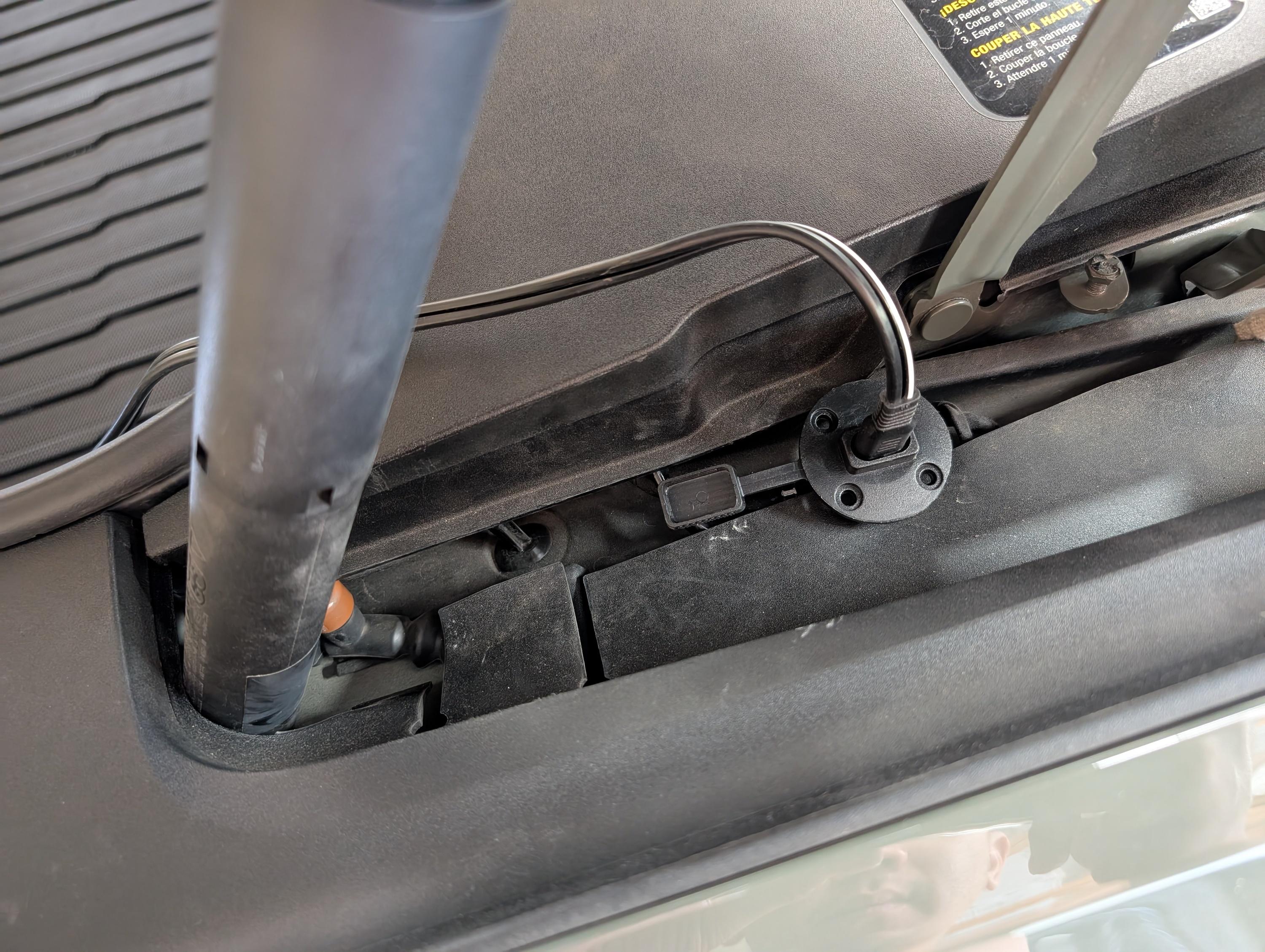 Rivian R1T R1S Gen 1 Vampire Drain (Possibly) Solved (or Hacked) IV2ZlLk