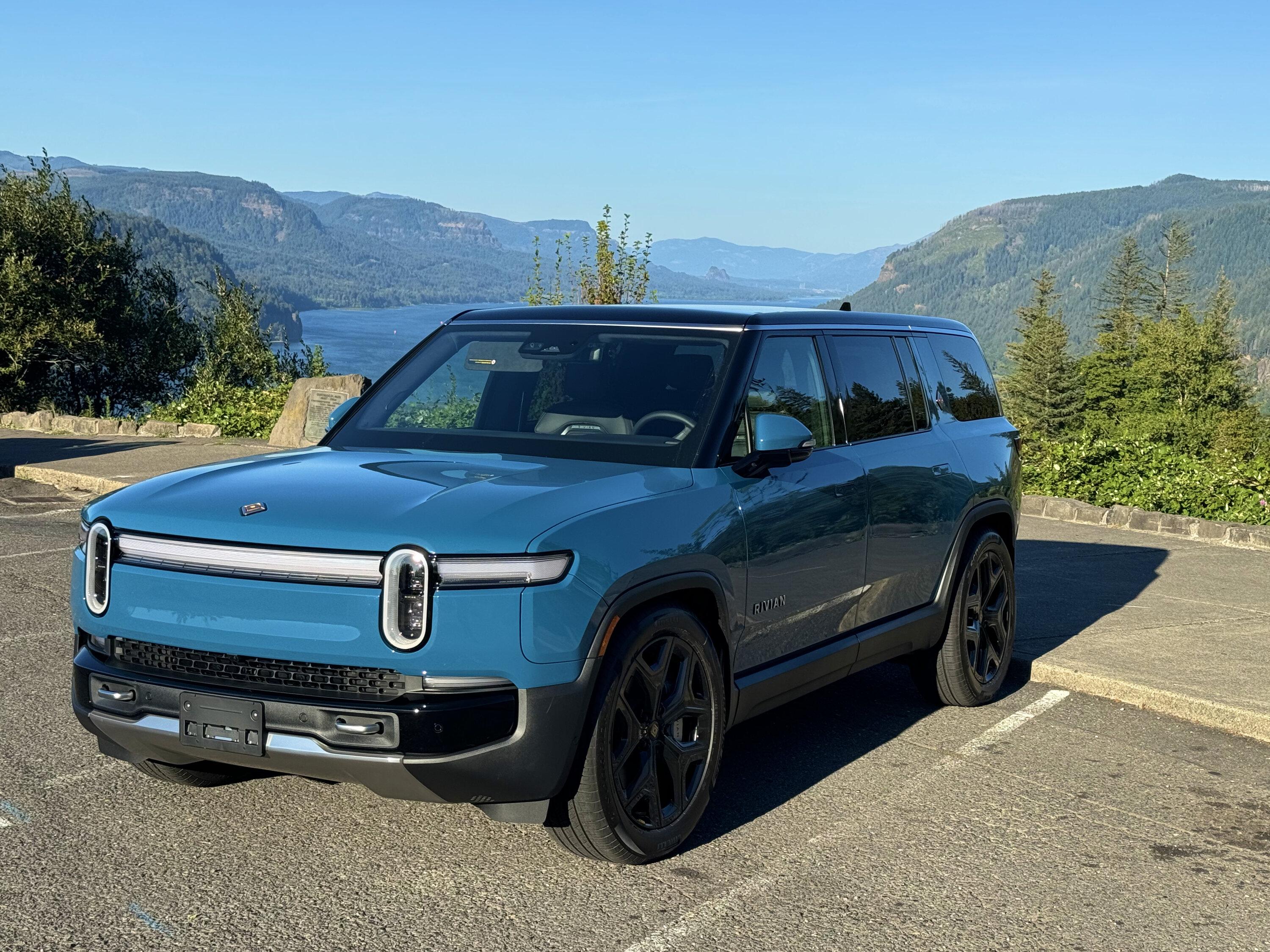 Rivian R1T R1S Joined the crew! New Gen2 R1S DM Max - owner's impressions & ordering experience IMG_3780