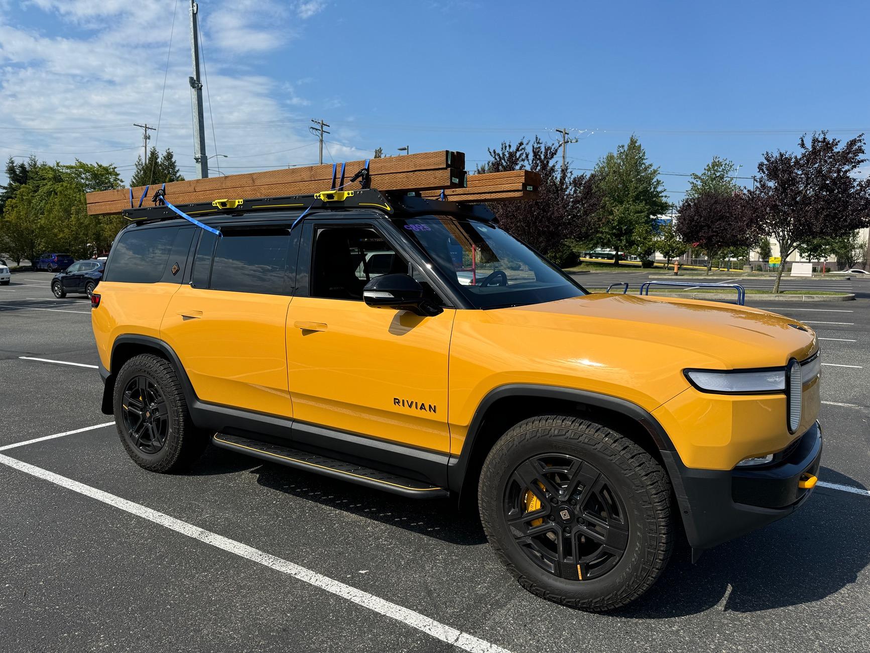 Rivian R1T R1S R1S Roof Racks Options - Compilation List IMG_9089