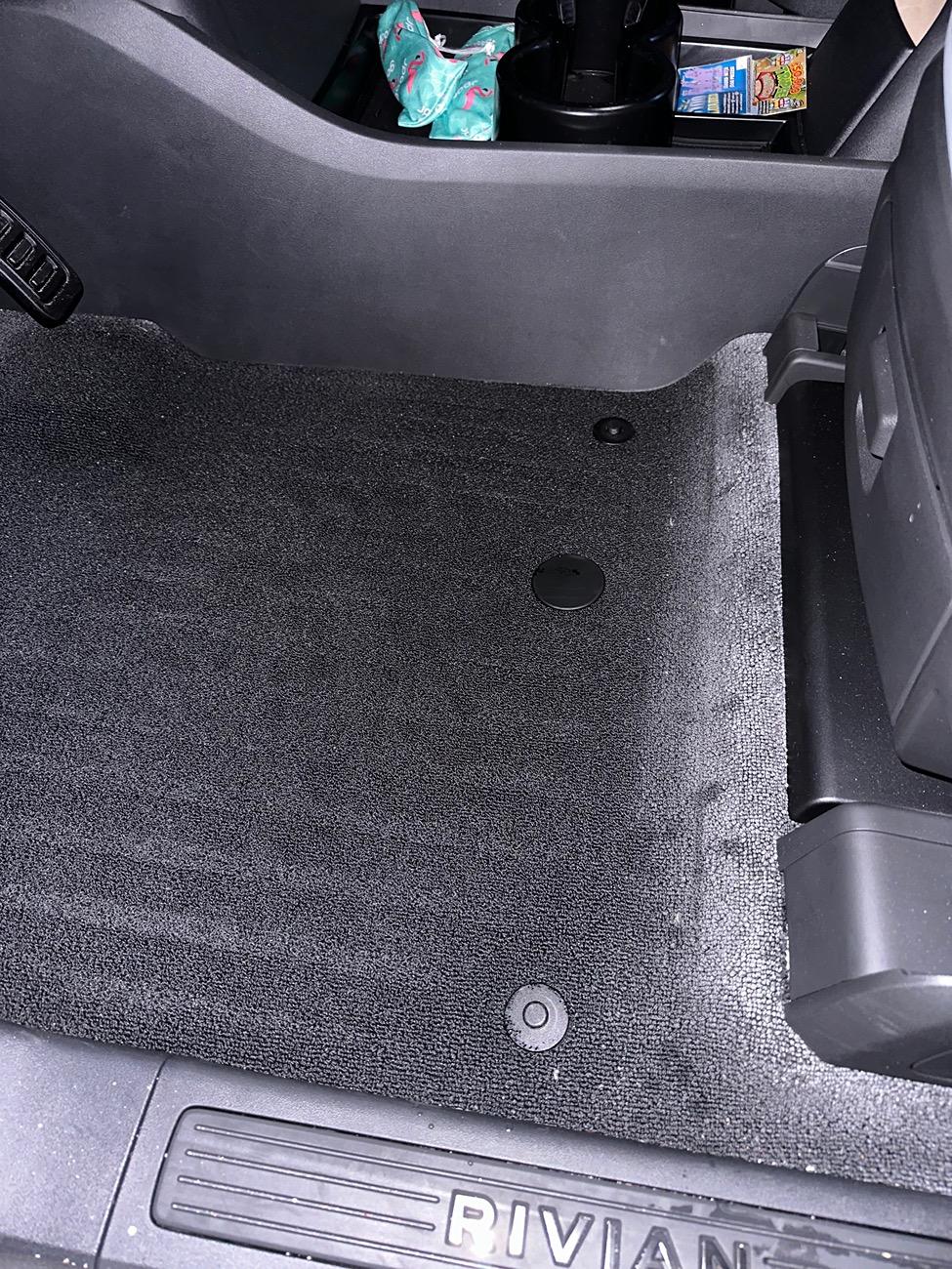 Rivian R1T R1S MOLD!! Gen 2 - Carpet is saturated with water!! IMG_5285
