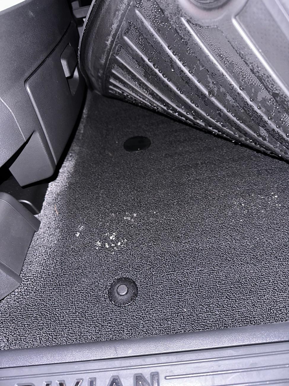 Rivian R1T R1S MOLD!! Gen 2 - Carpet is saturated with water!! IMG_5284