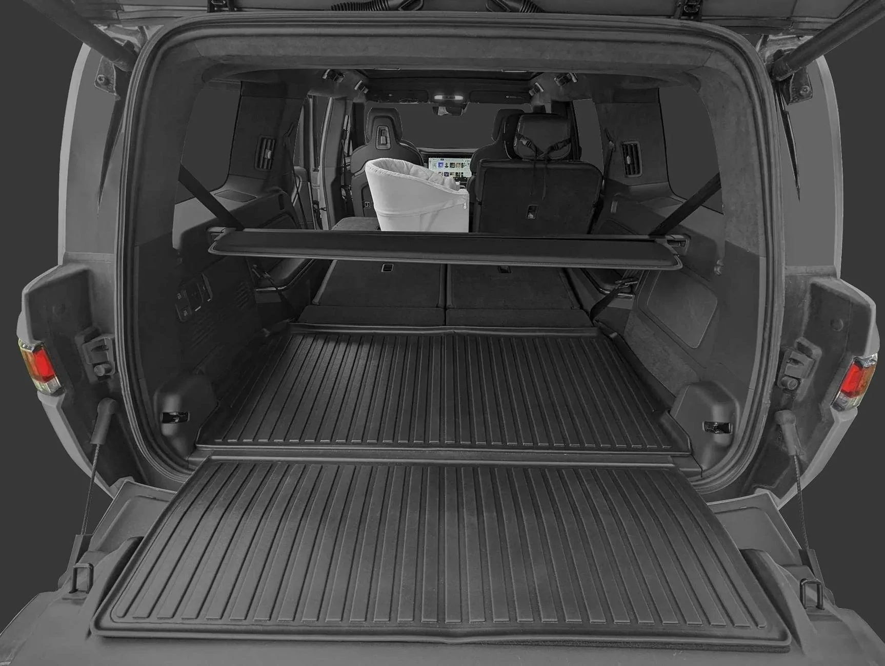 Rivian R1T R1S 2025 R1S Cargo Liner unnamed (6) (1) (1)