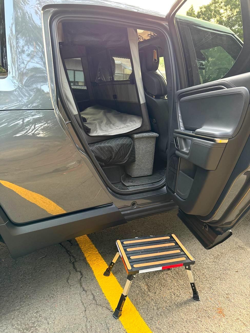 Rivian R1T R1S Attention R1T Dog Owners: I May Have Created the Perfect Dog Set-Up for the Back Seat (with caveats) 3