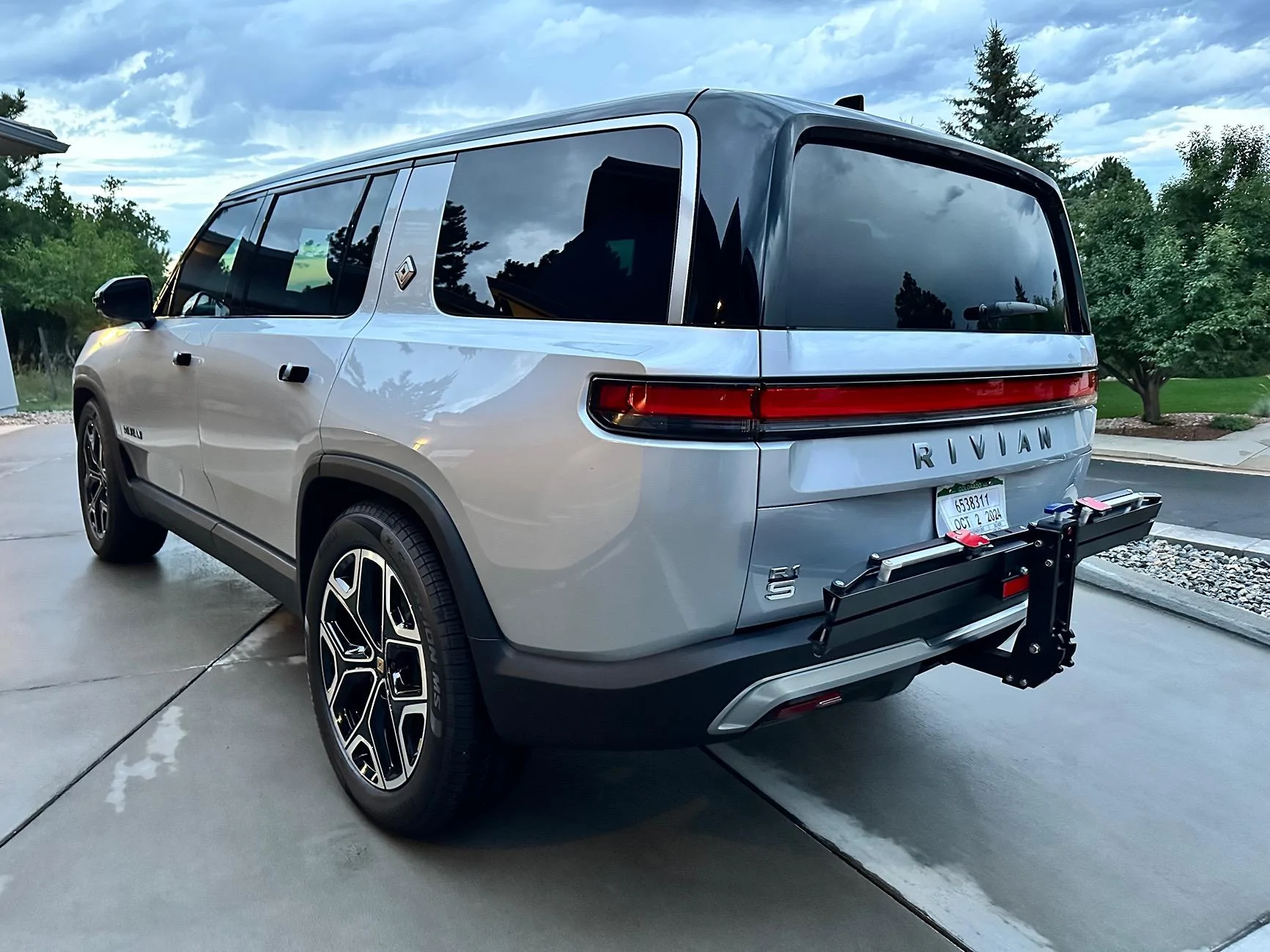 Rivian R1T R1S 2025 R1S Gen 2 ownership 1-month notes IMG_1426