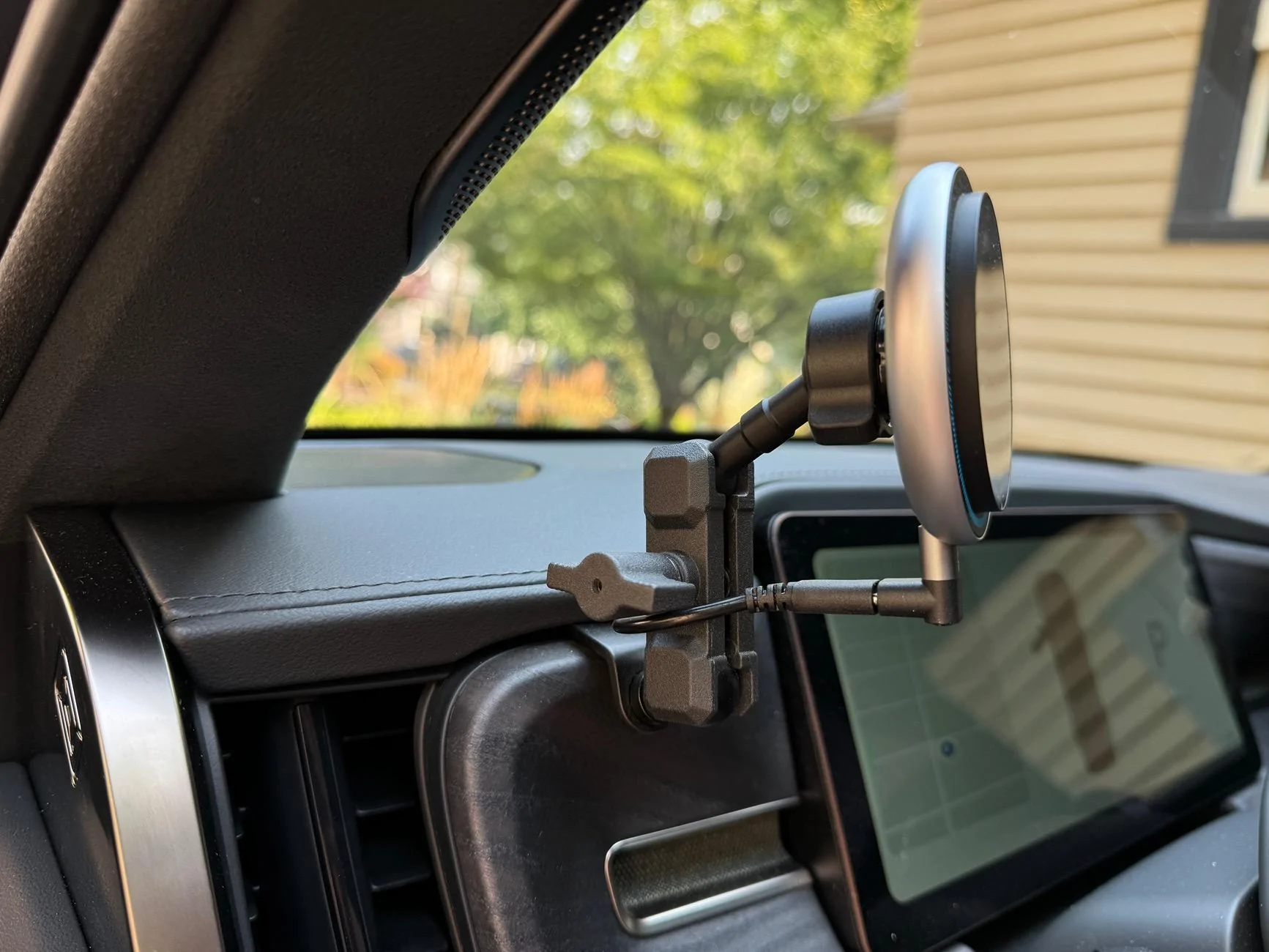 Rivian R1T R1S EV Sportline Dashboard Phone Mount with MagSafe Charger: Installation, Mods, and Review 2
