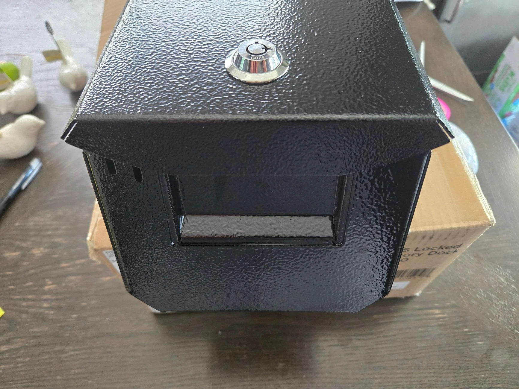 Rivian R1T R1S *UPDATE*EV Sportline center console lock box initial review. 20240906_150126