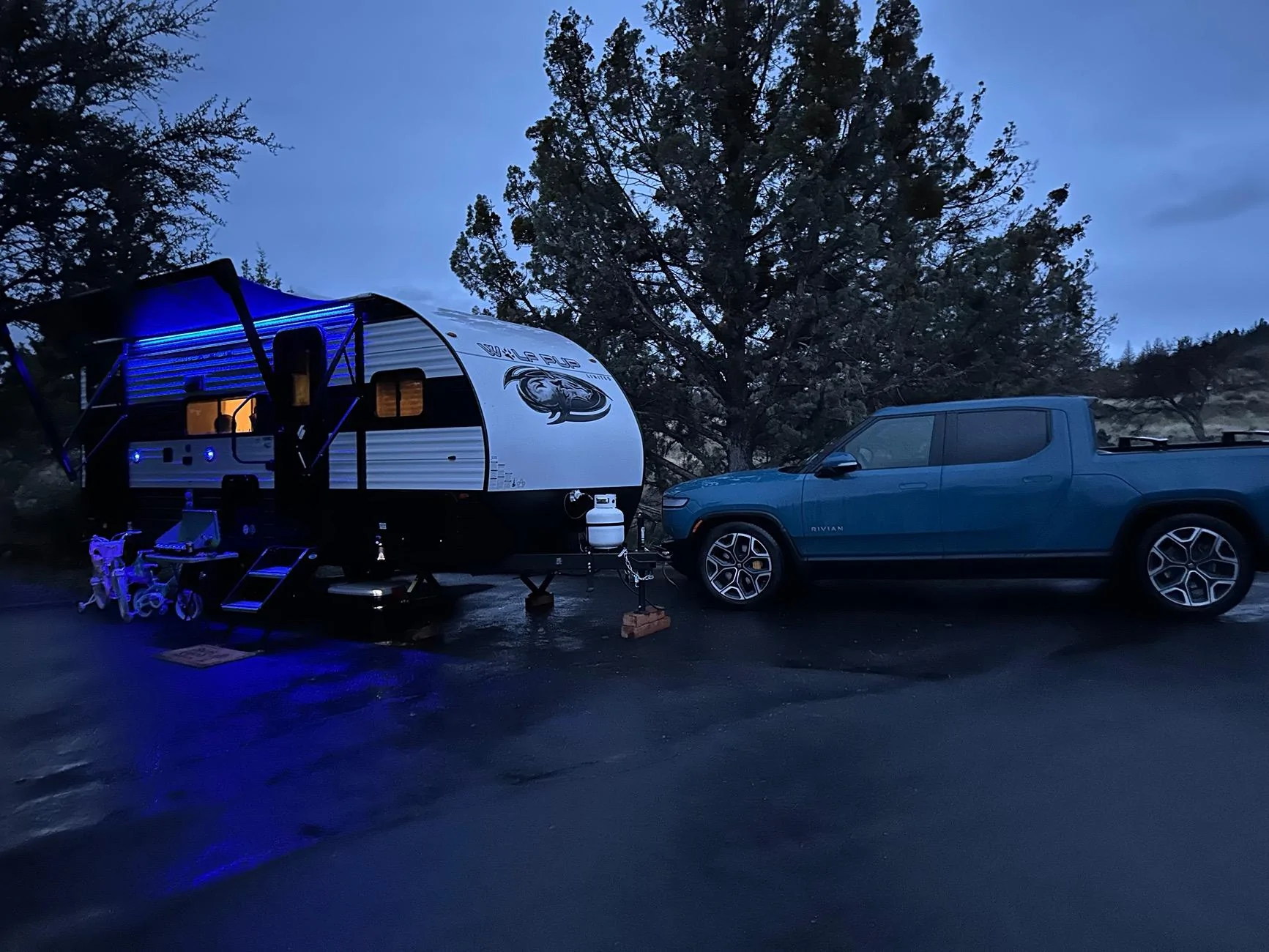 Rivian R1T R1S Post your latest camping pictures. IMG_4655