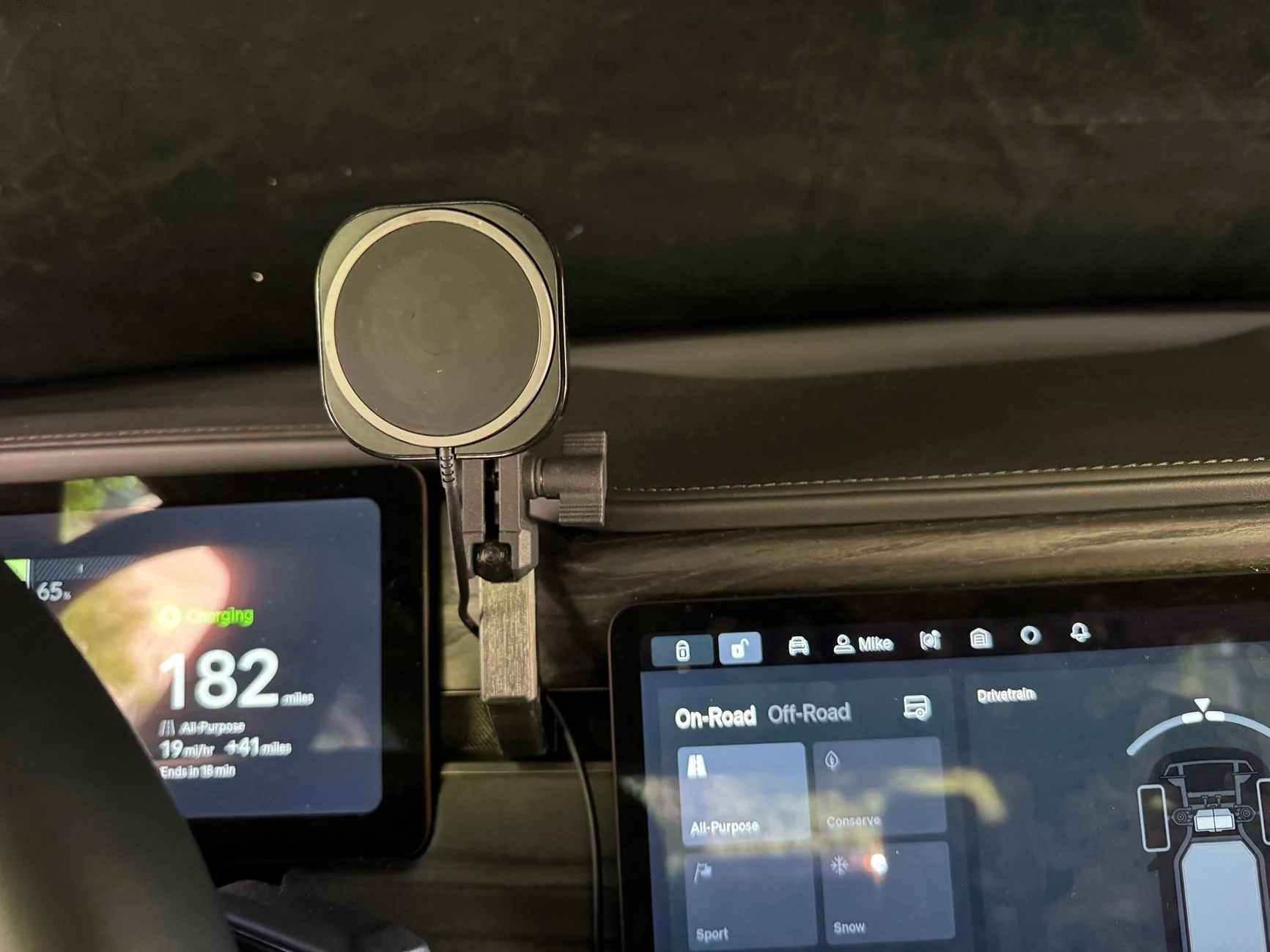 Rivian R1T R1S EV Sportline Dashboard Phone Mount with MagSafe Charger: Installation, Mods, and Review wireless_charging-2