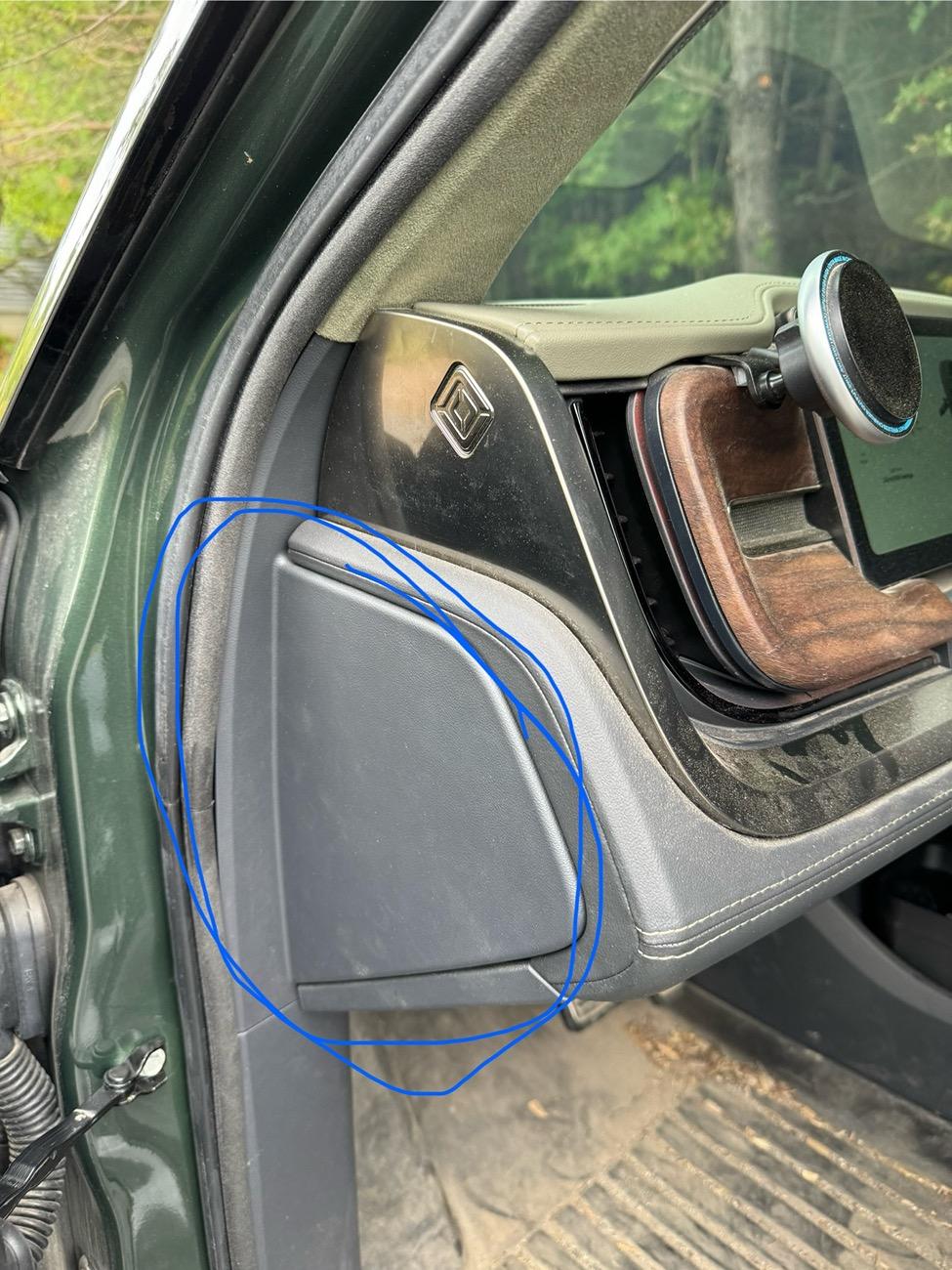 Rivian R1T R1S EV Sportline Dashboard Phone Mount with MagSafe Charger: Installation, Mods, and Review IMG_2360