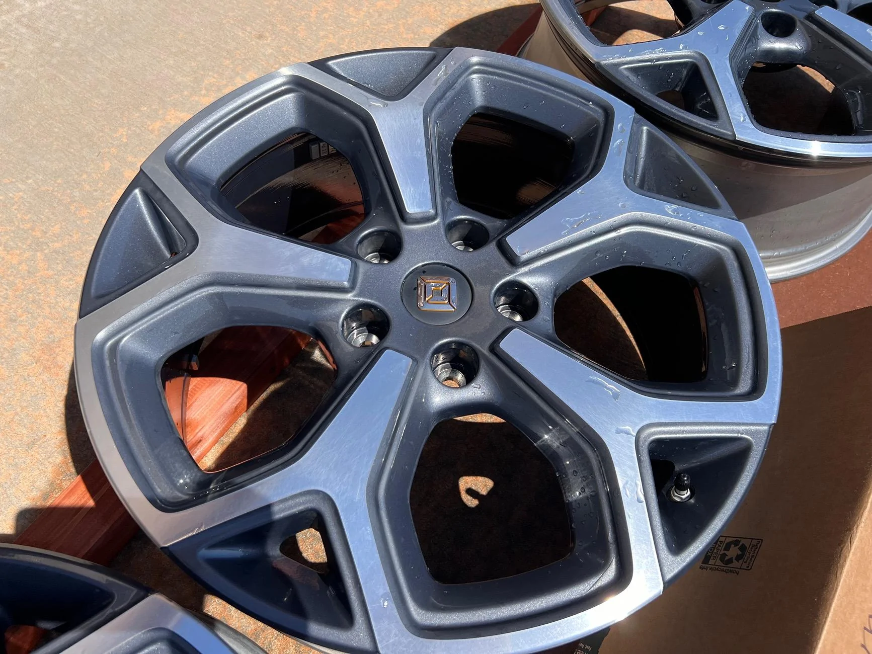 Rivian R1T R1S 21” wheels - $100 each IMG_3129