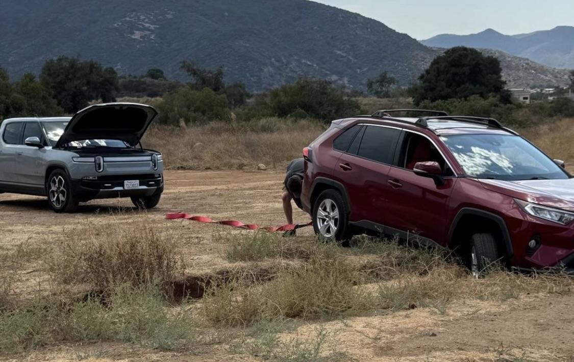 Rivian R1T R1S Does this count as a recovery? IMG_2278