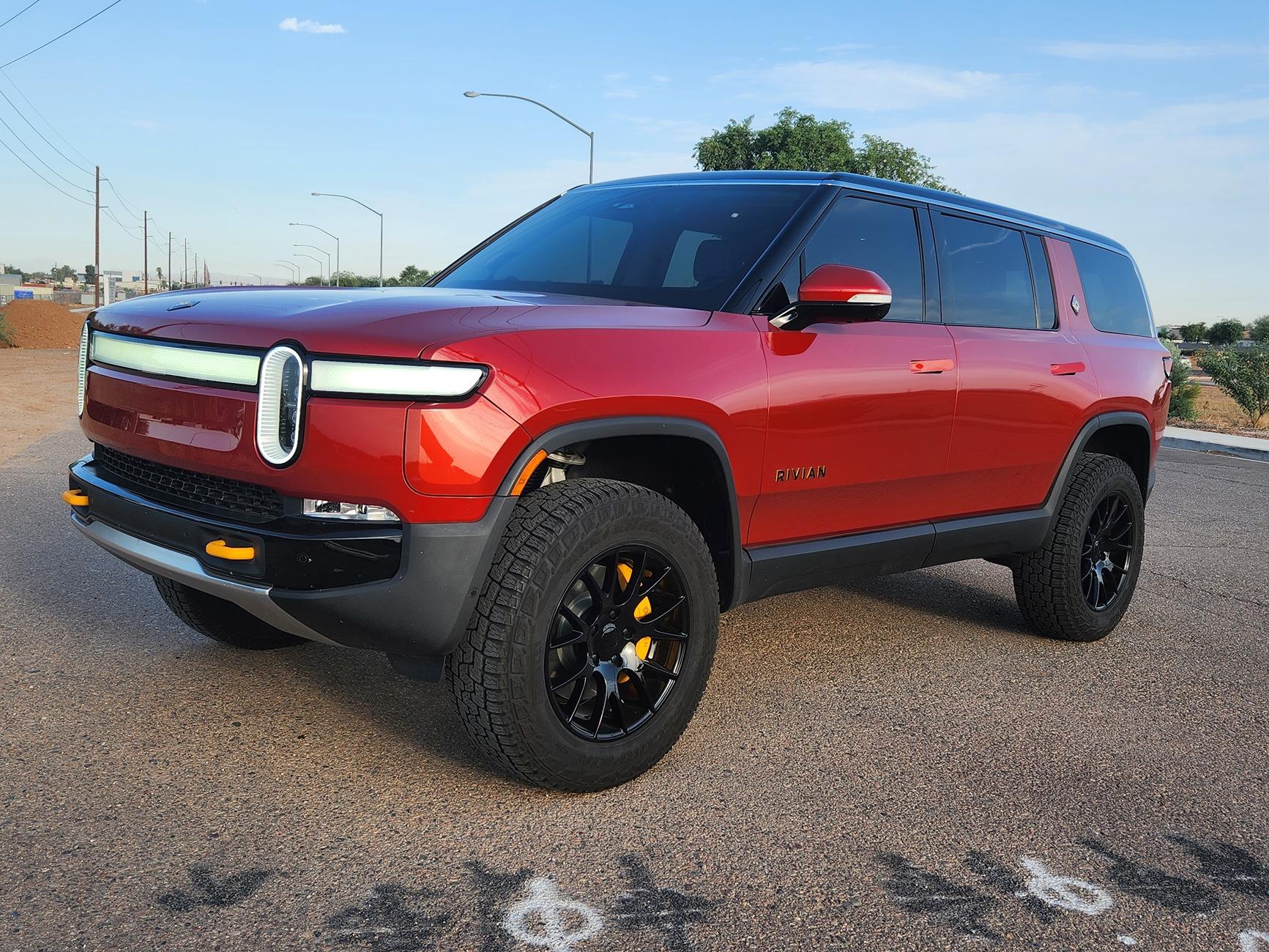 Rivian R1T R1S Tip: Tire replacements via Costco (will order directly from tire manufacturer) 20240715_070237