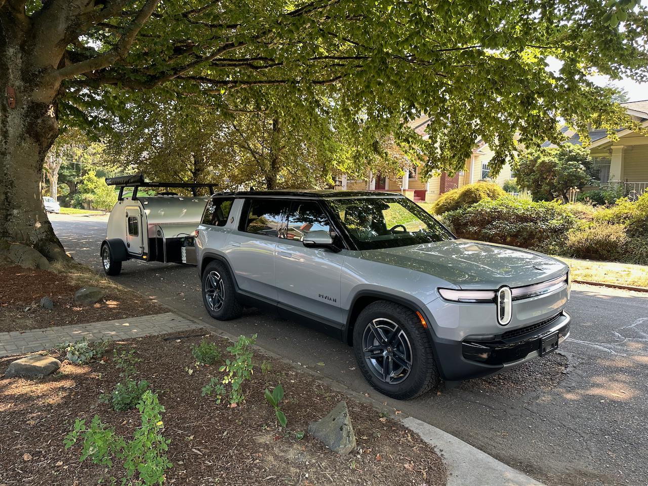 Rivian R1T R1S First Tow with New 2025 R1S Gen2 IMG_7749