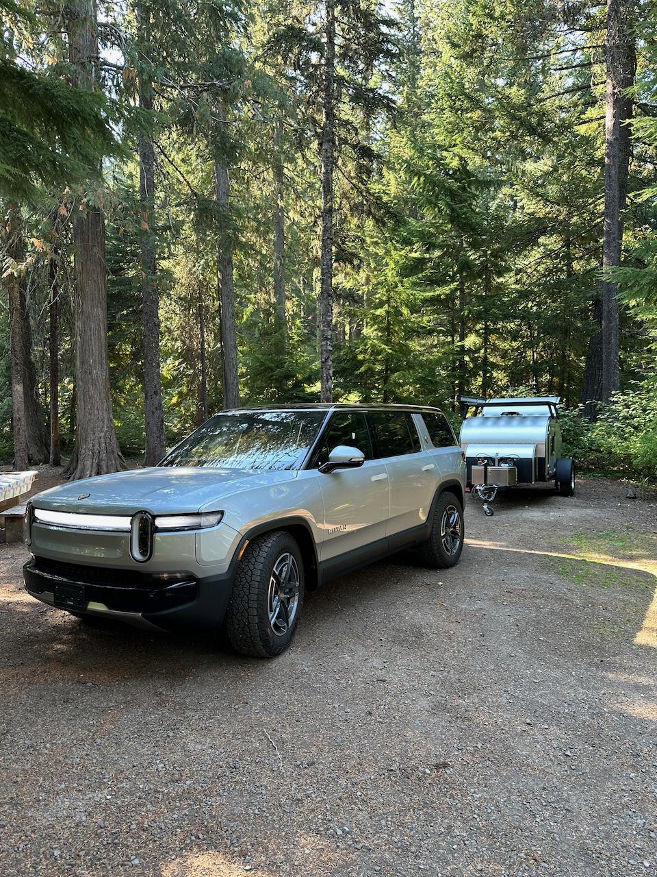 Rivian R1T R1S First Tow with New 2025 R1S Gen2 IMG_7761
